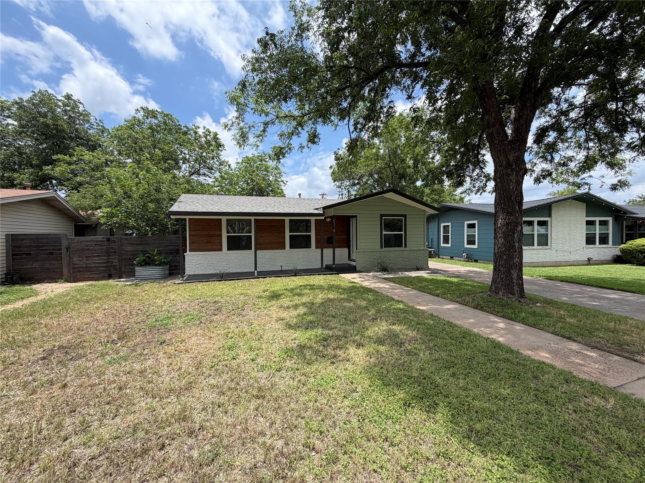 8318 Burrell DR, Austin, TX 78757