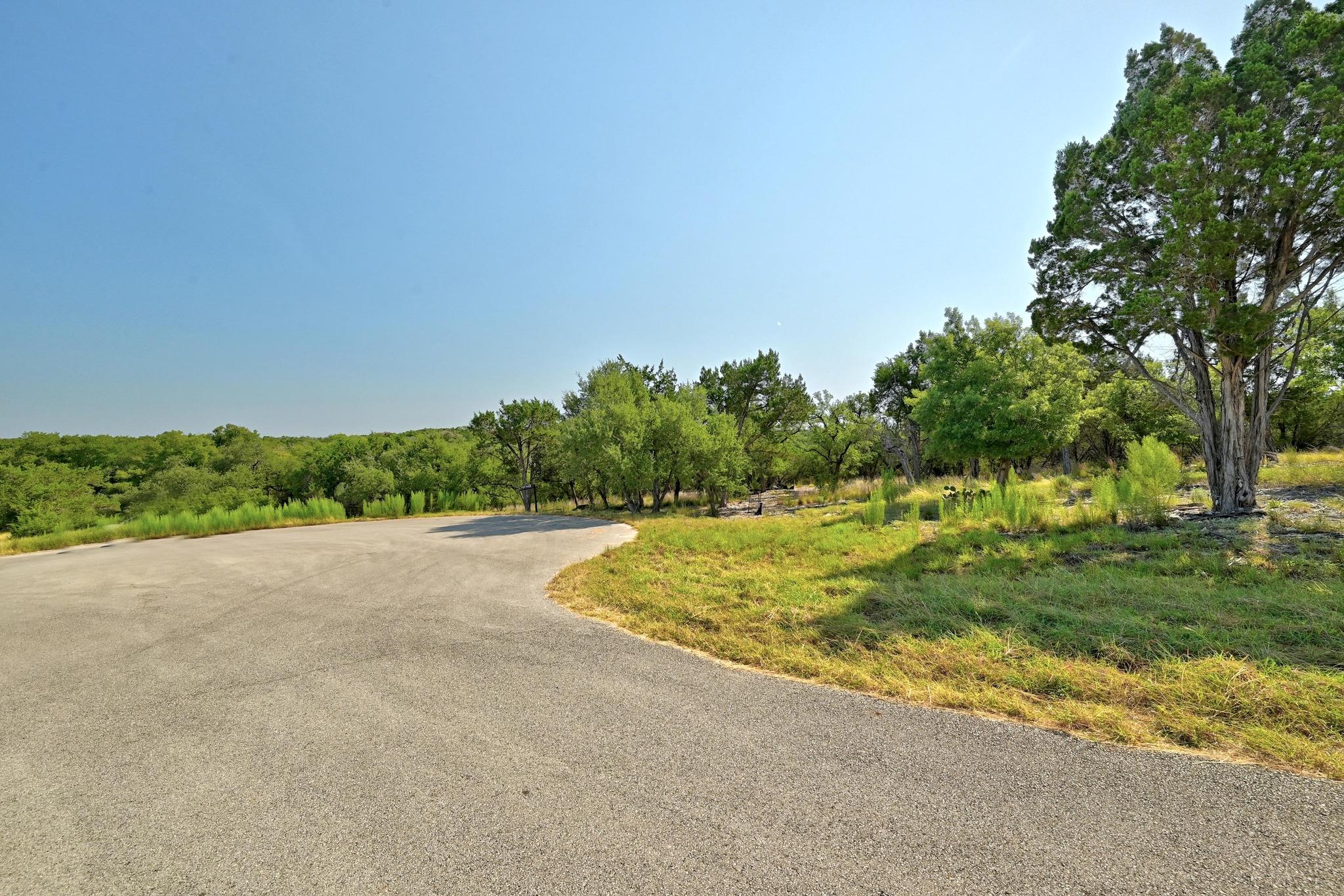 170 Night Wrangler LN, Driftwood, TX 78619