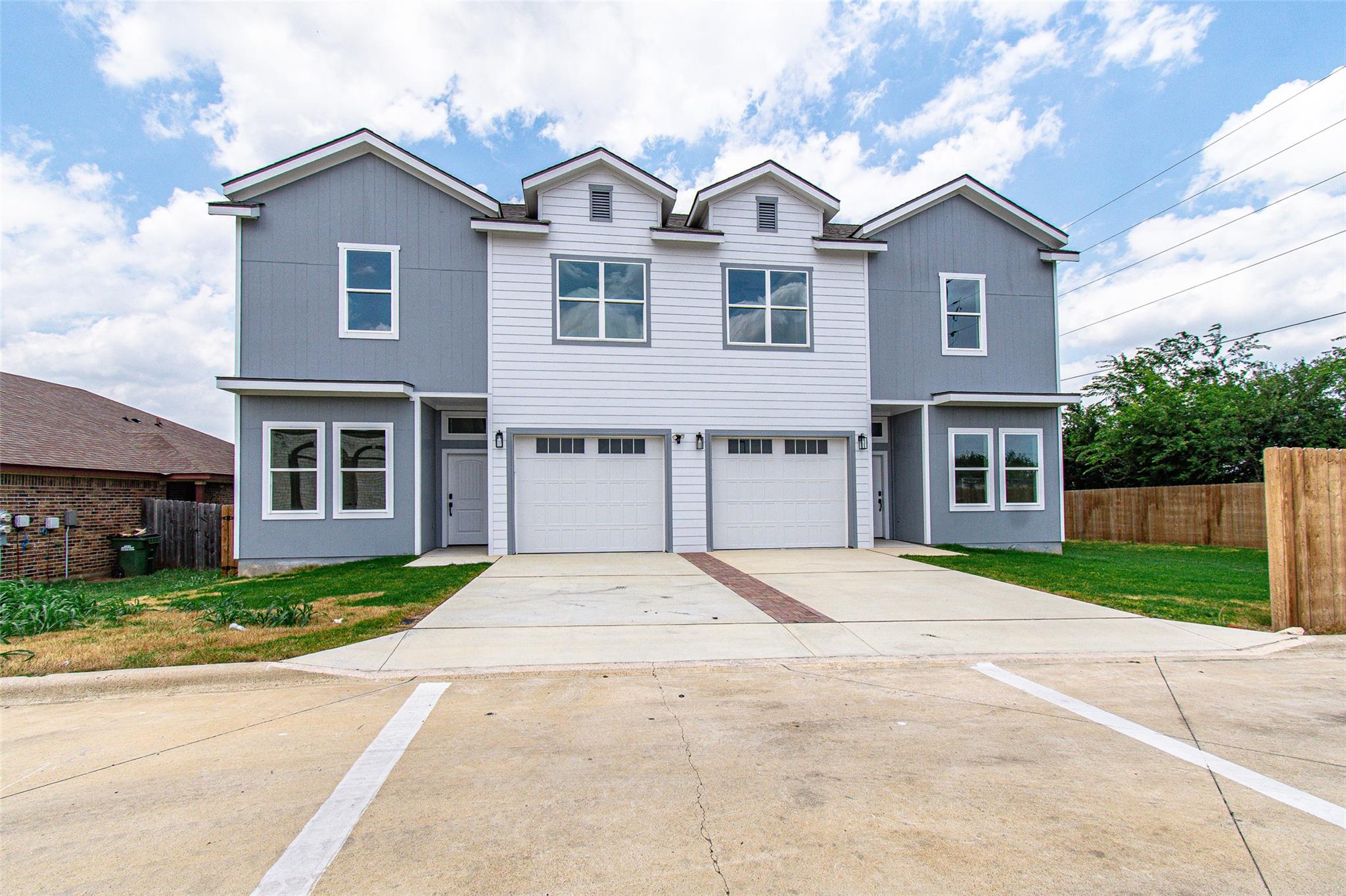 121 Calvin Smith LN #A & B, Jarrell, TX 76537