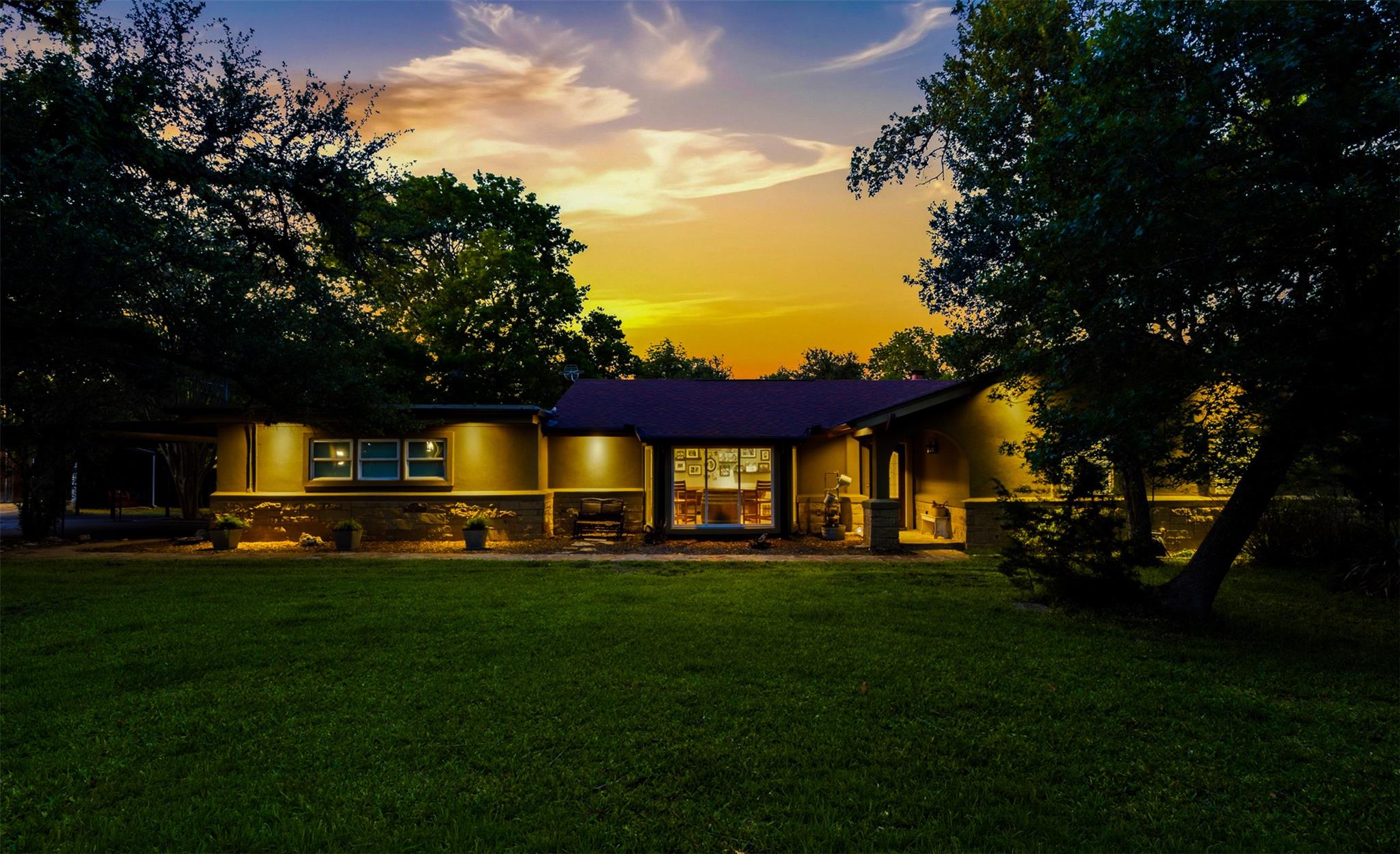 142 Woodland TRL, Leander, TX 78641