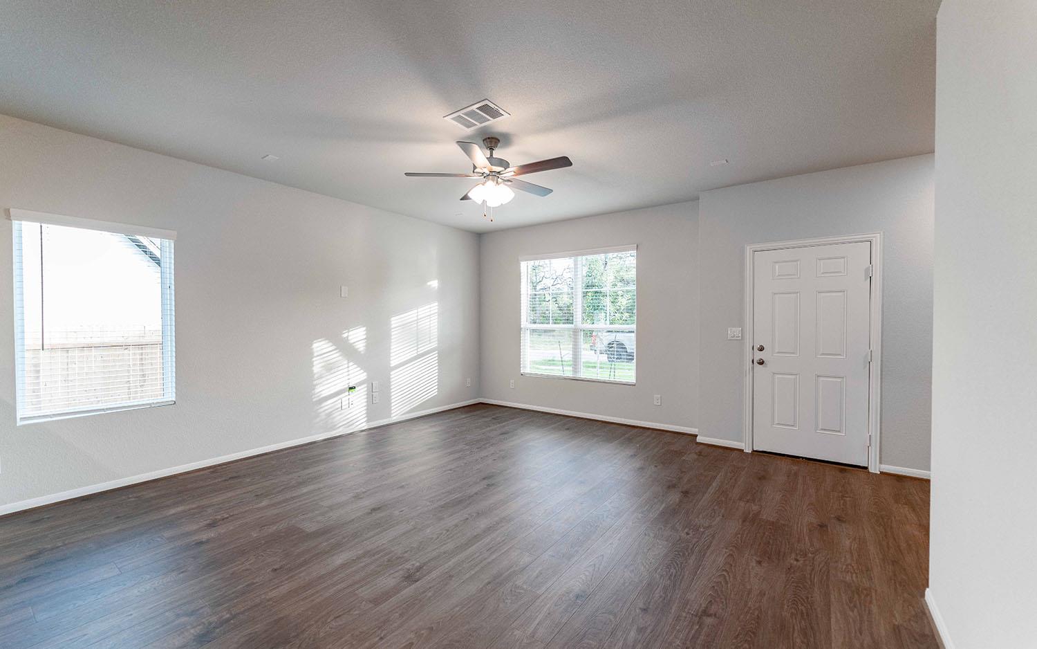 249 Villars DR, Salado, TX 76571