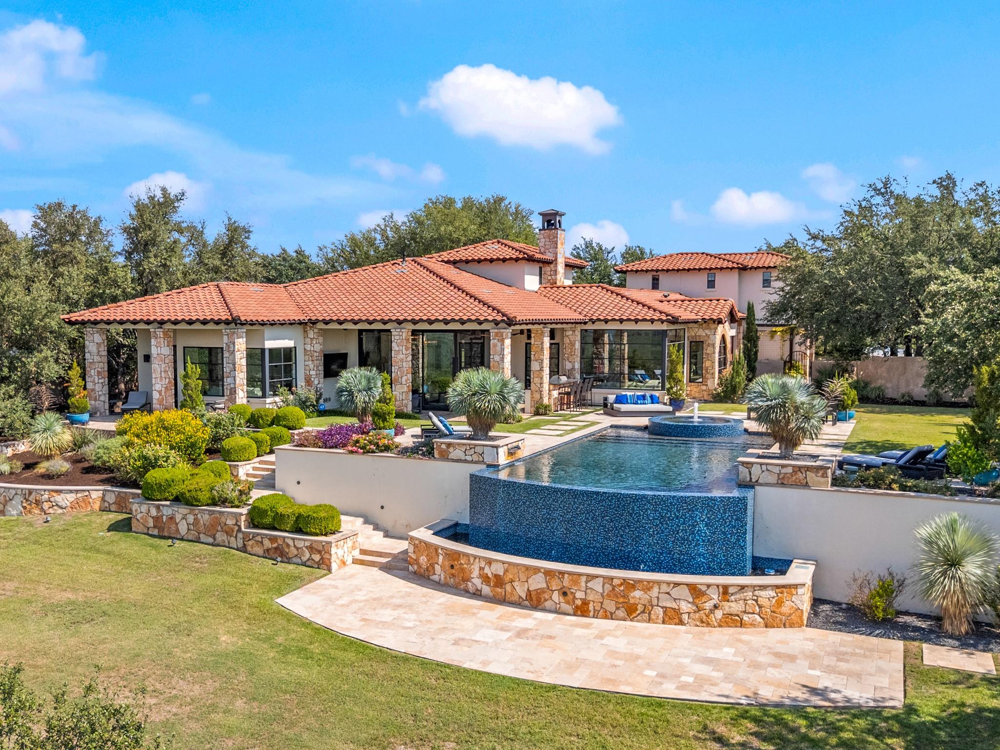 1832 Windy Walk CV, Spicewood, TX 78669