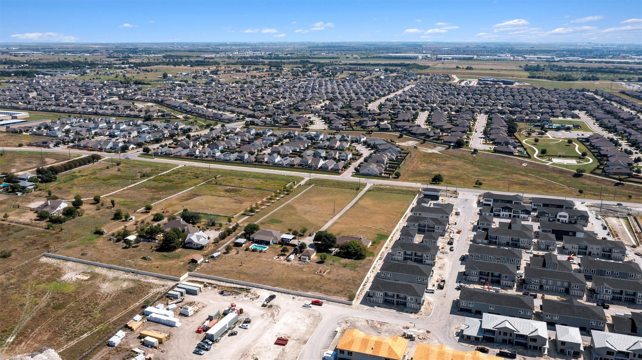 8010 County Road 110 RD, Round Rock, TX 78665