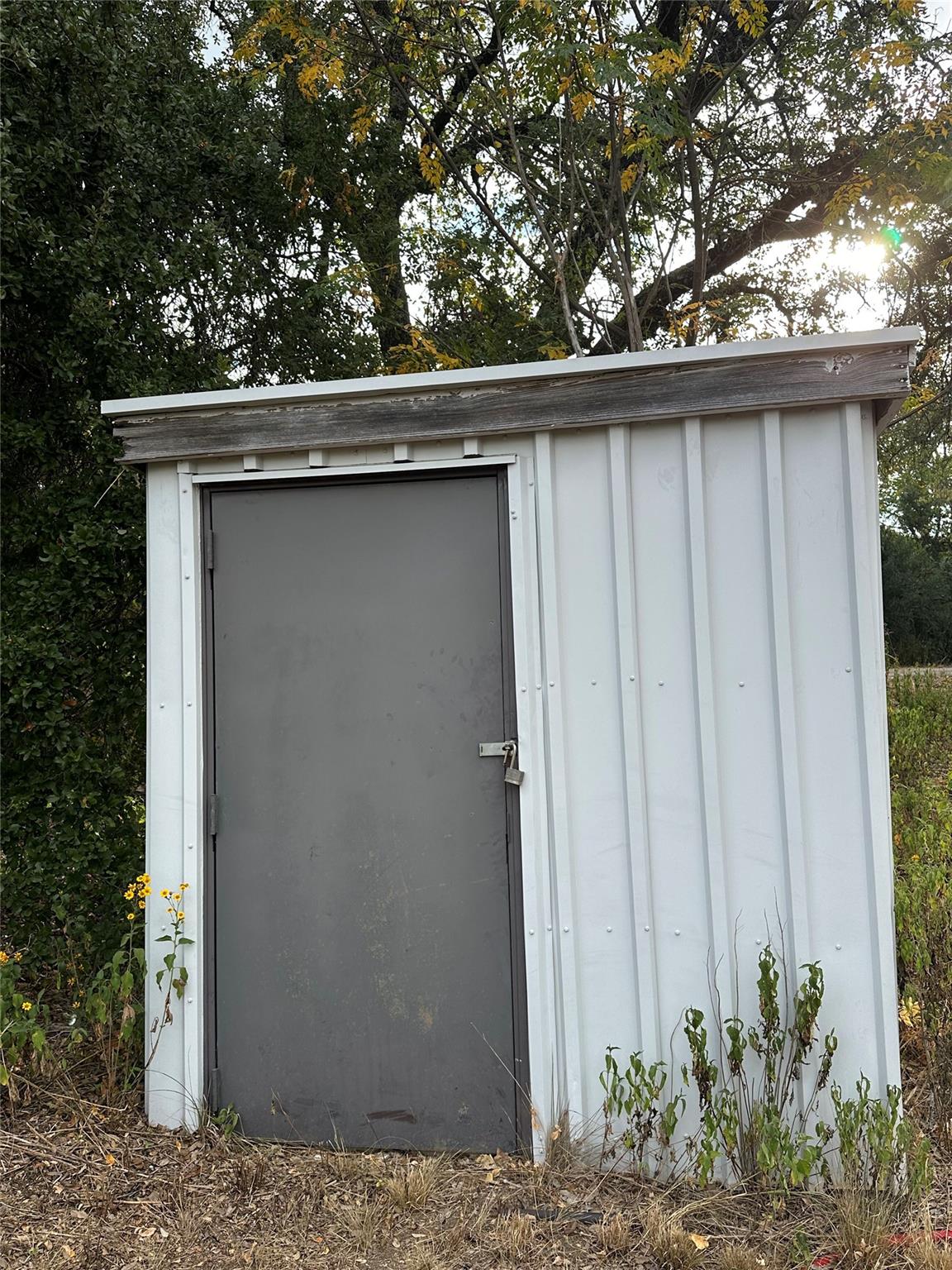 8862 W U S Hy 290 Hw W, Austin, TX 78736