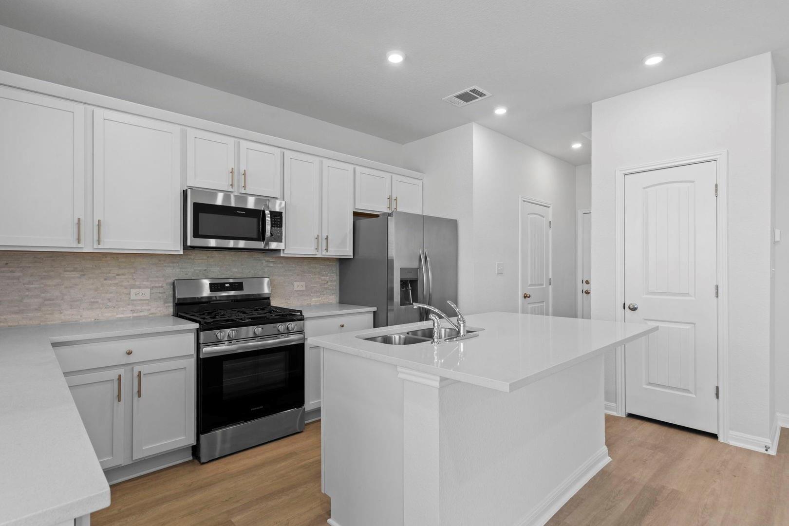 2208A Cornfield DR, Pflugerville, TX 78660