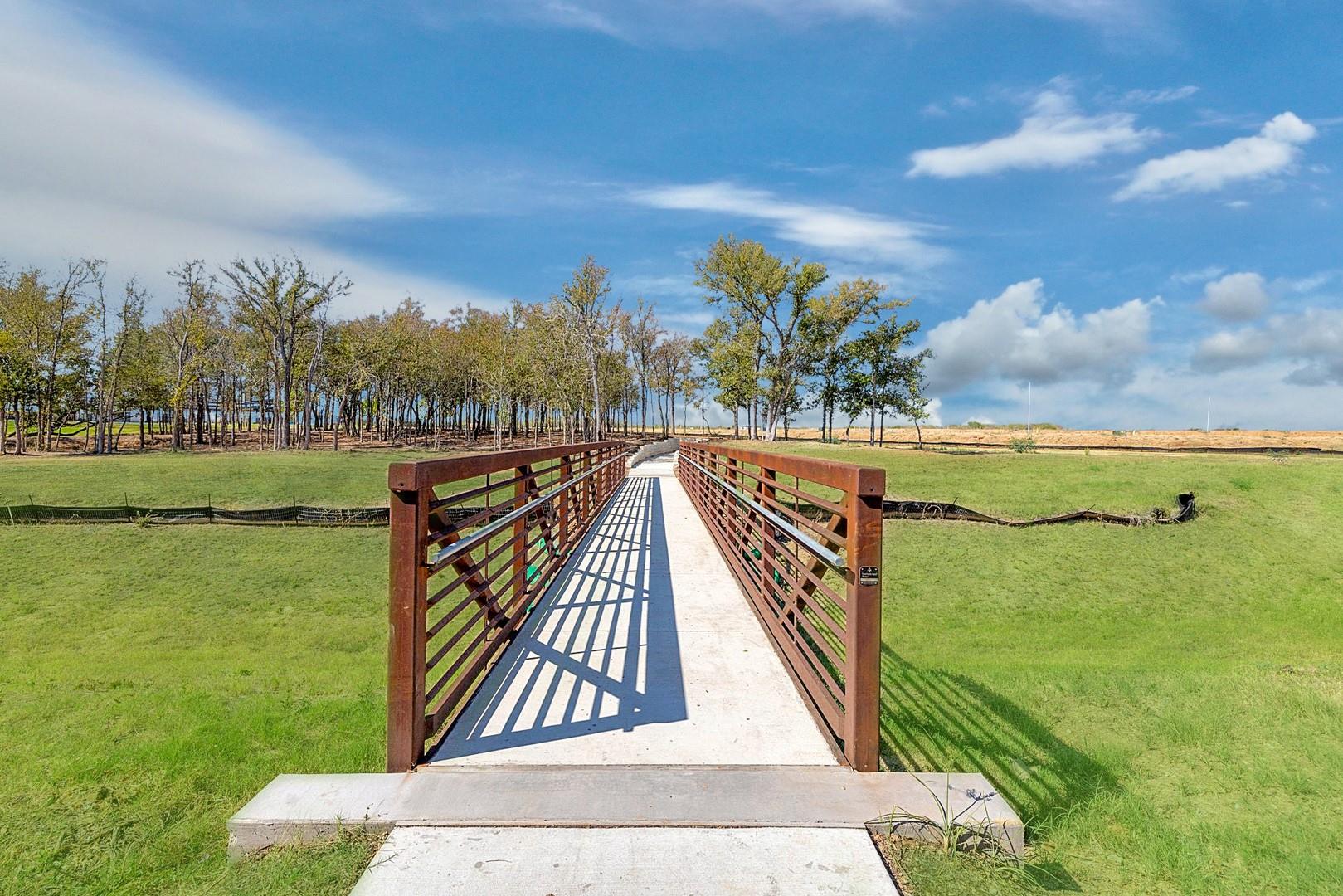 332 Bendecido Loop, Elgin, TX 78621
