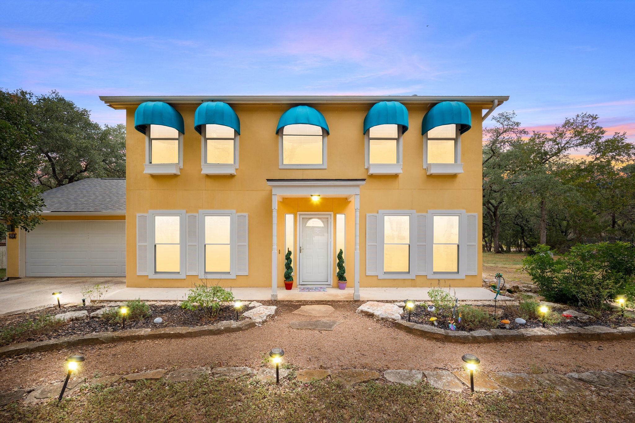 20 Westwood DR, Wimberley, TX 78676