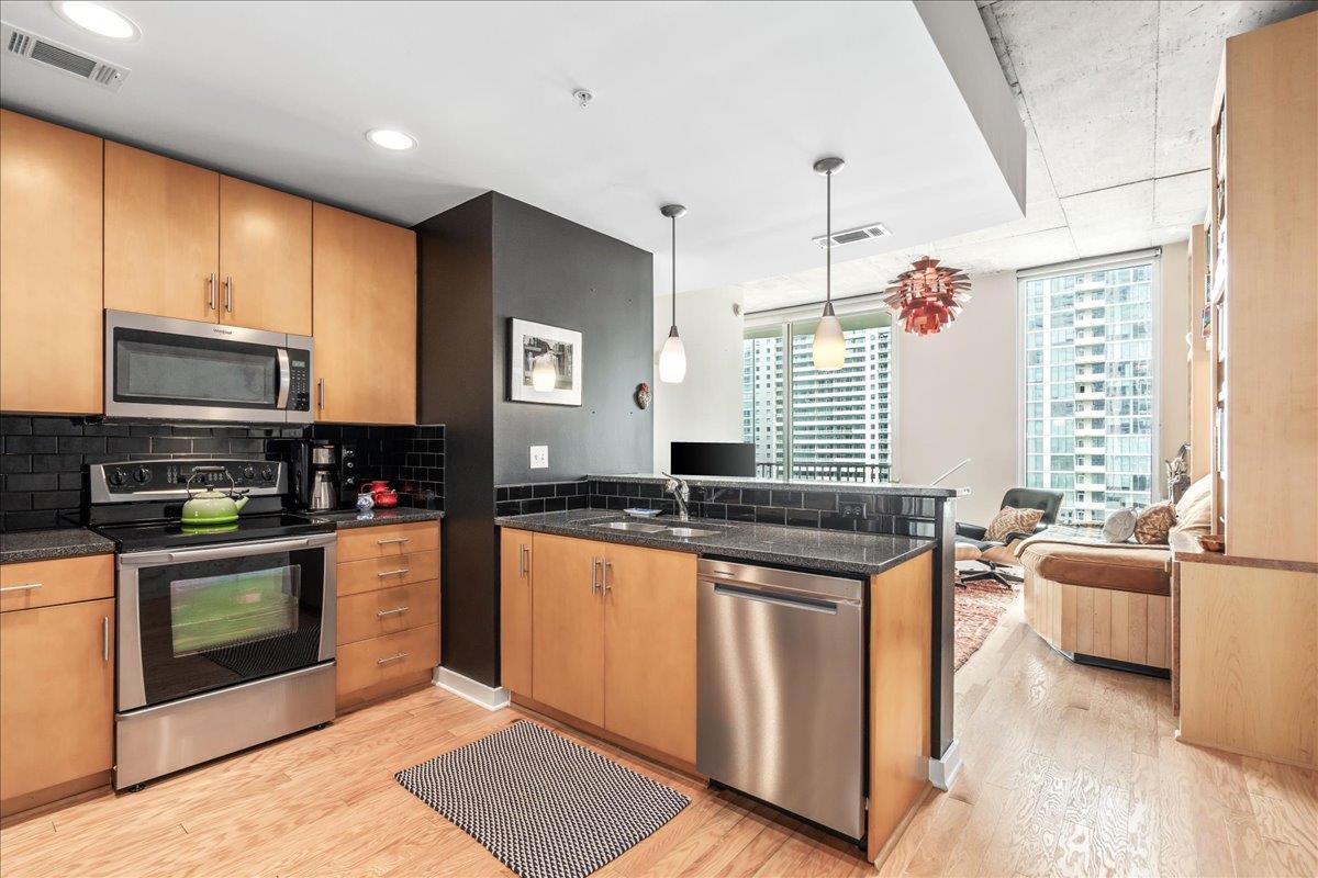 360 Nueces ST #1408, Austin, TX 78701