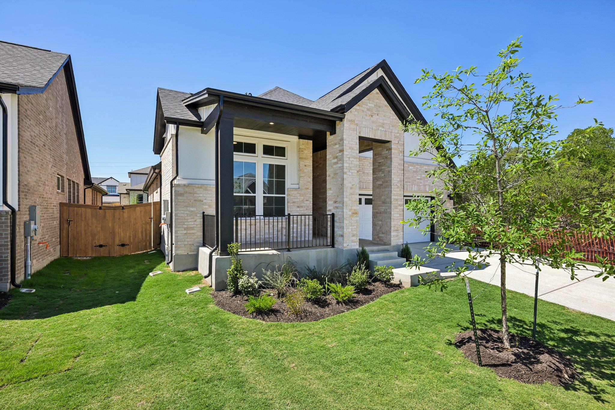365 San Saba DR, Buda, TX 78610