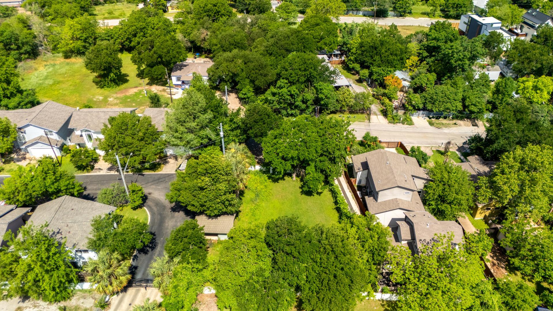 7312 E Ben White BLVD #18, Austin, TX 78741