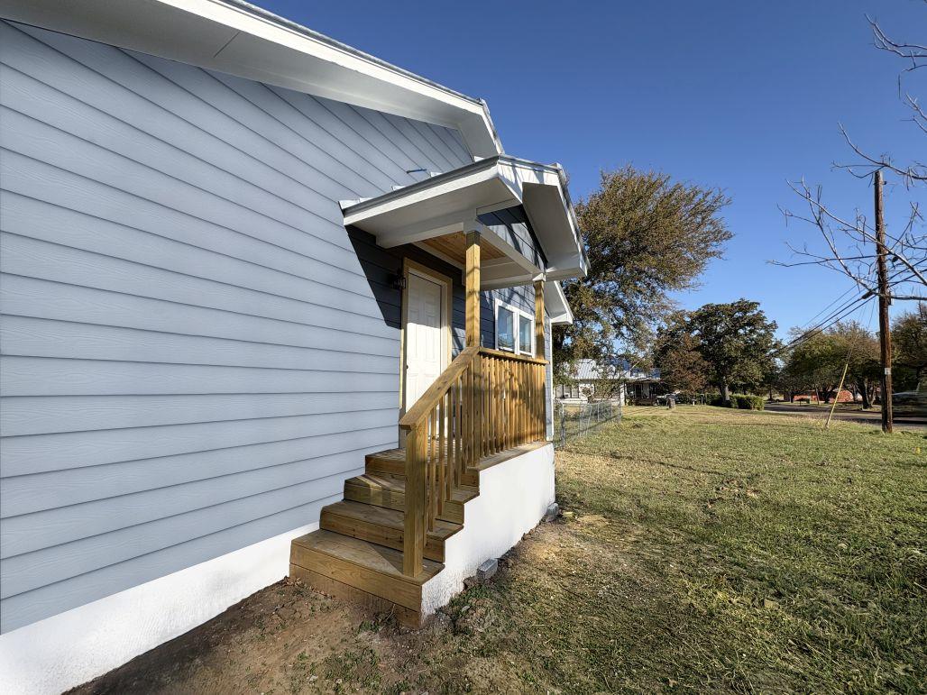 1902 N Fannin Ave, Cameron, TX 76520