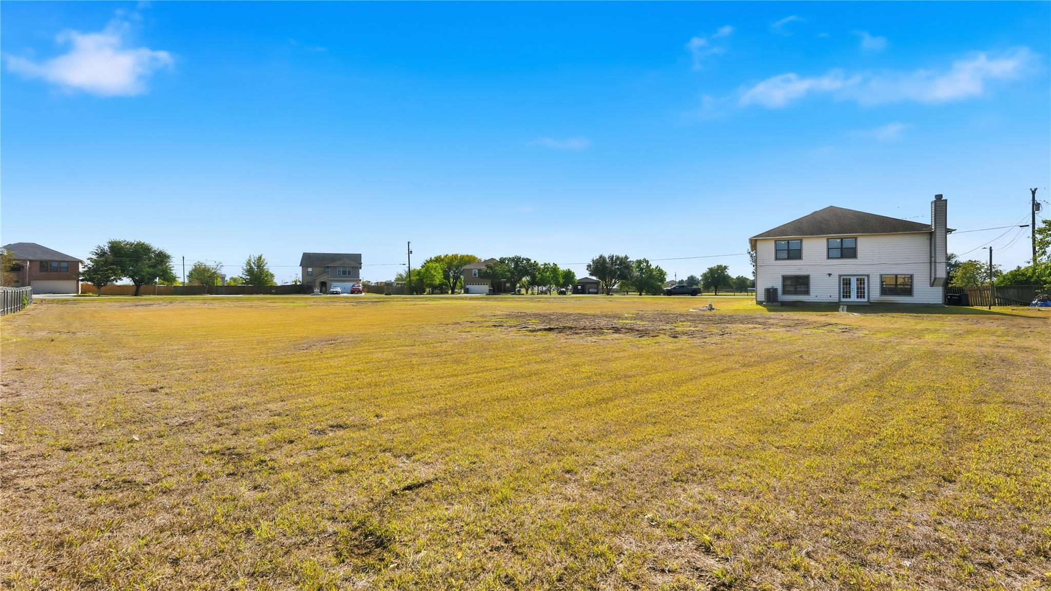 585 Siebert DR, Kyle, TX 78640