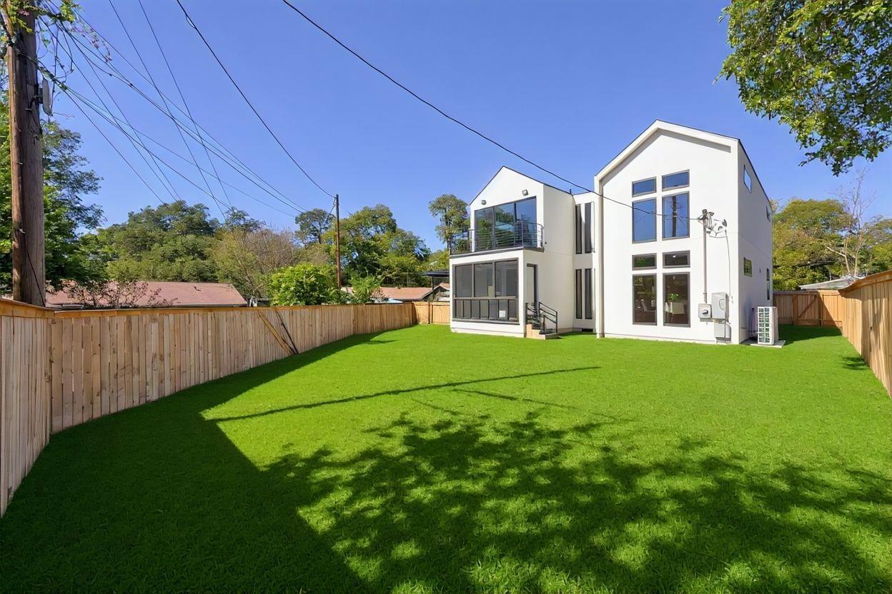 4803 Philco DR, Austin, TX 78745