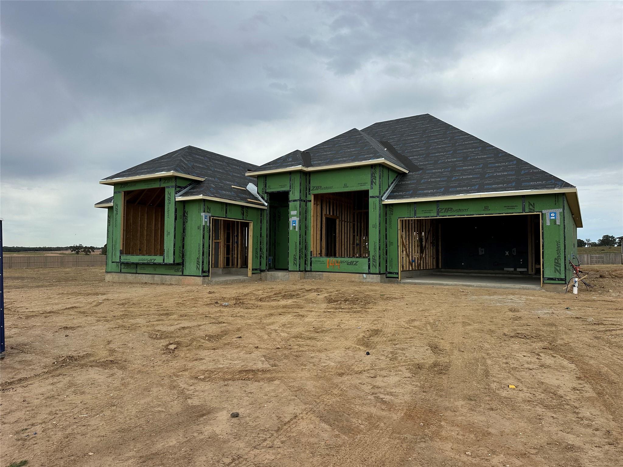 144 Agua Dulce, Bastrop, TX 78602