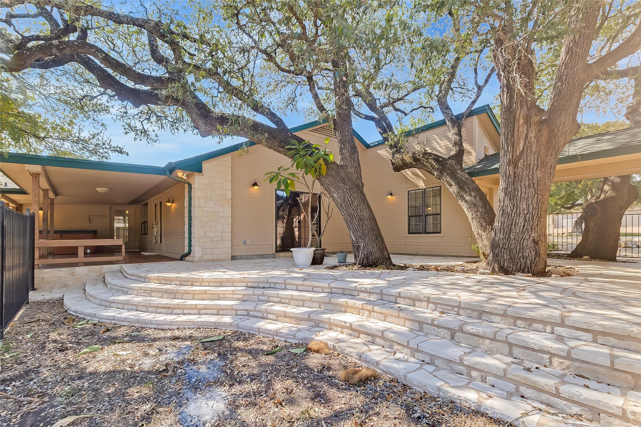 309 Delaware Springs BLVD, Burnet, TX 78611