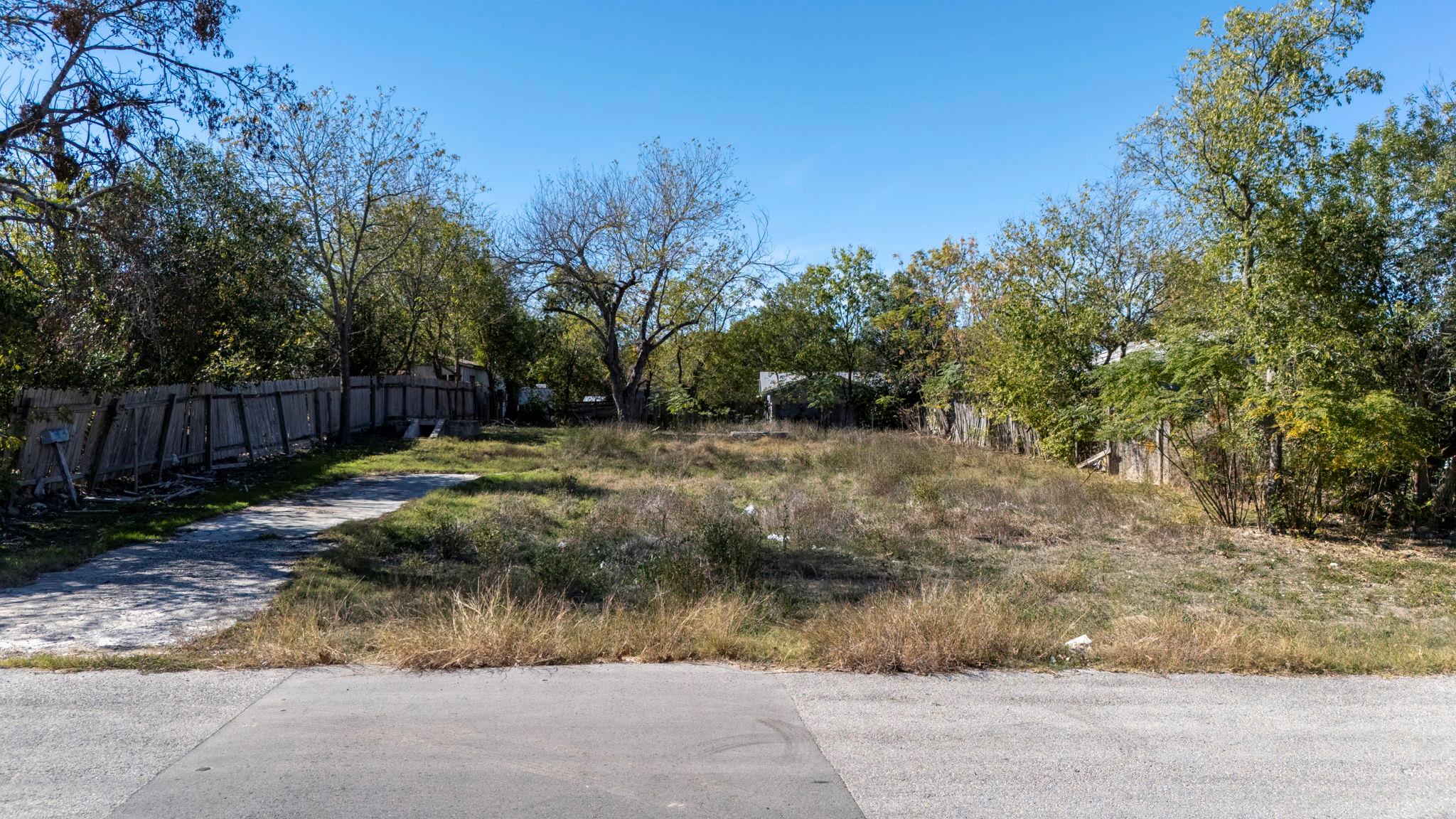313 N Front ST, Kyle, TX 78640