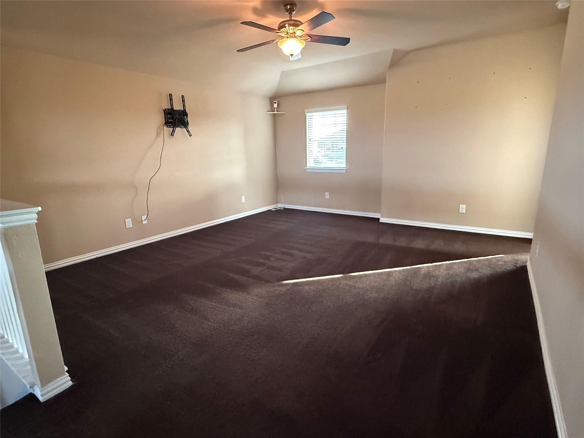 1209 Rhonda CV, Hutto, TX 78634
