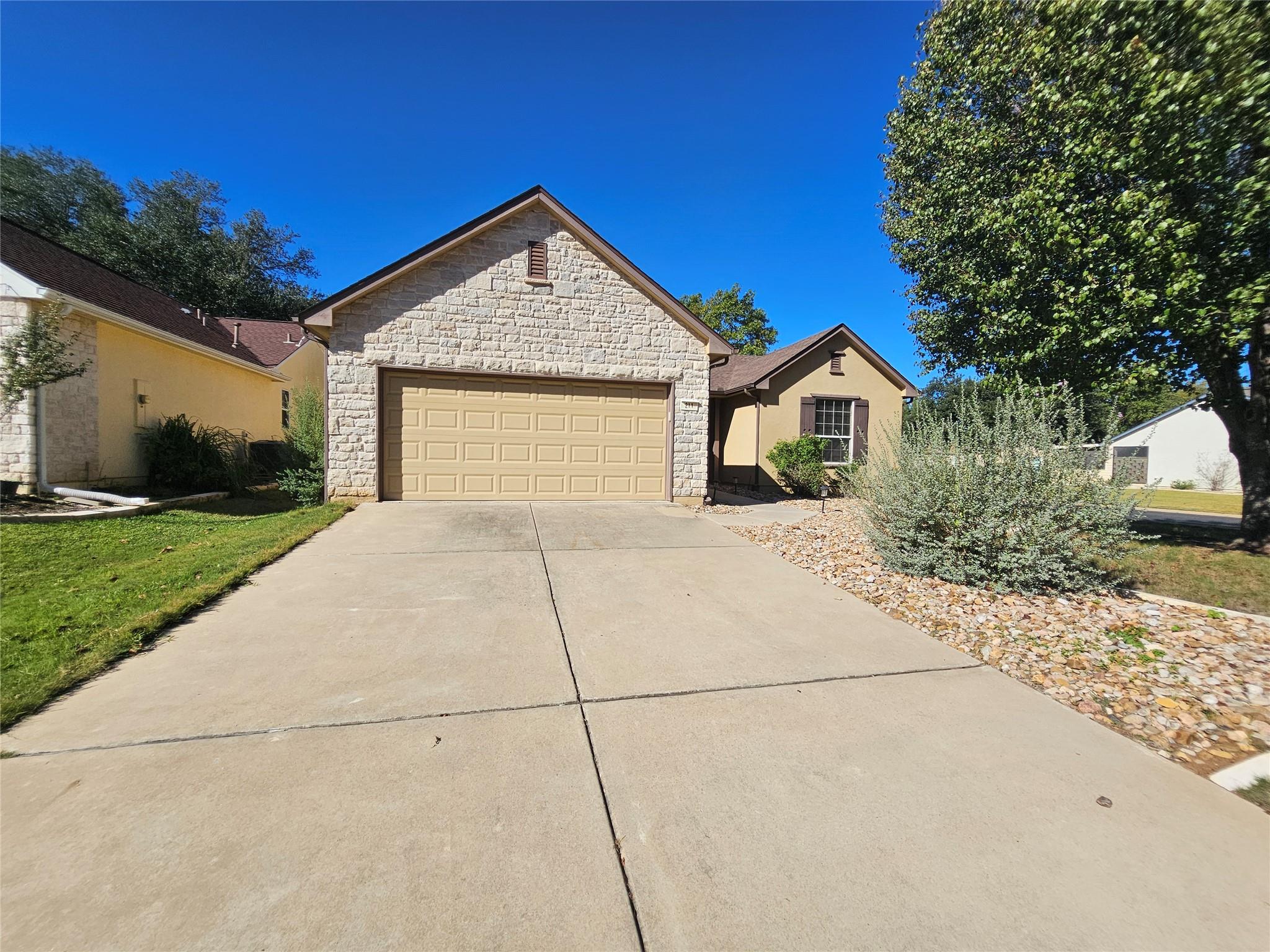 211 Red Poppy TRL, Georgetown, TX 78633