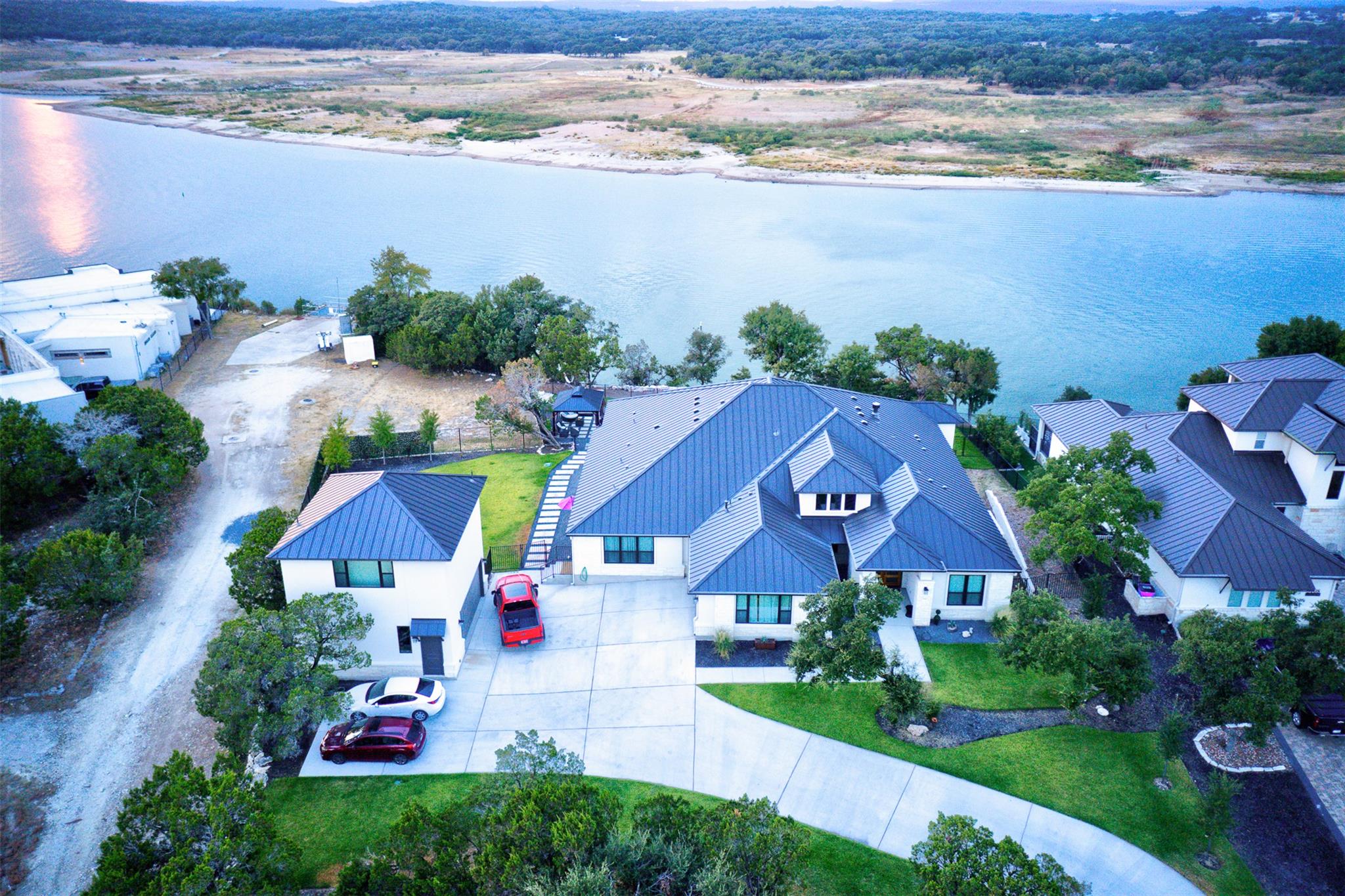 5104 Canyon Oaks DR, Lago Vista, TX 78645