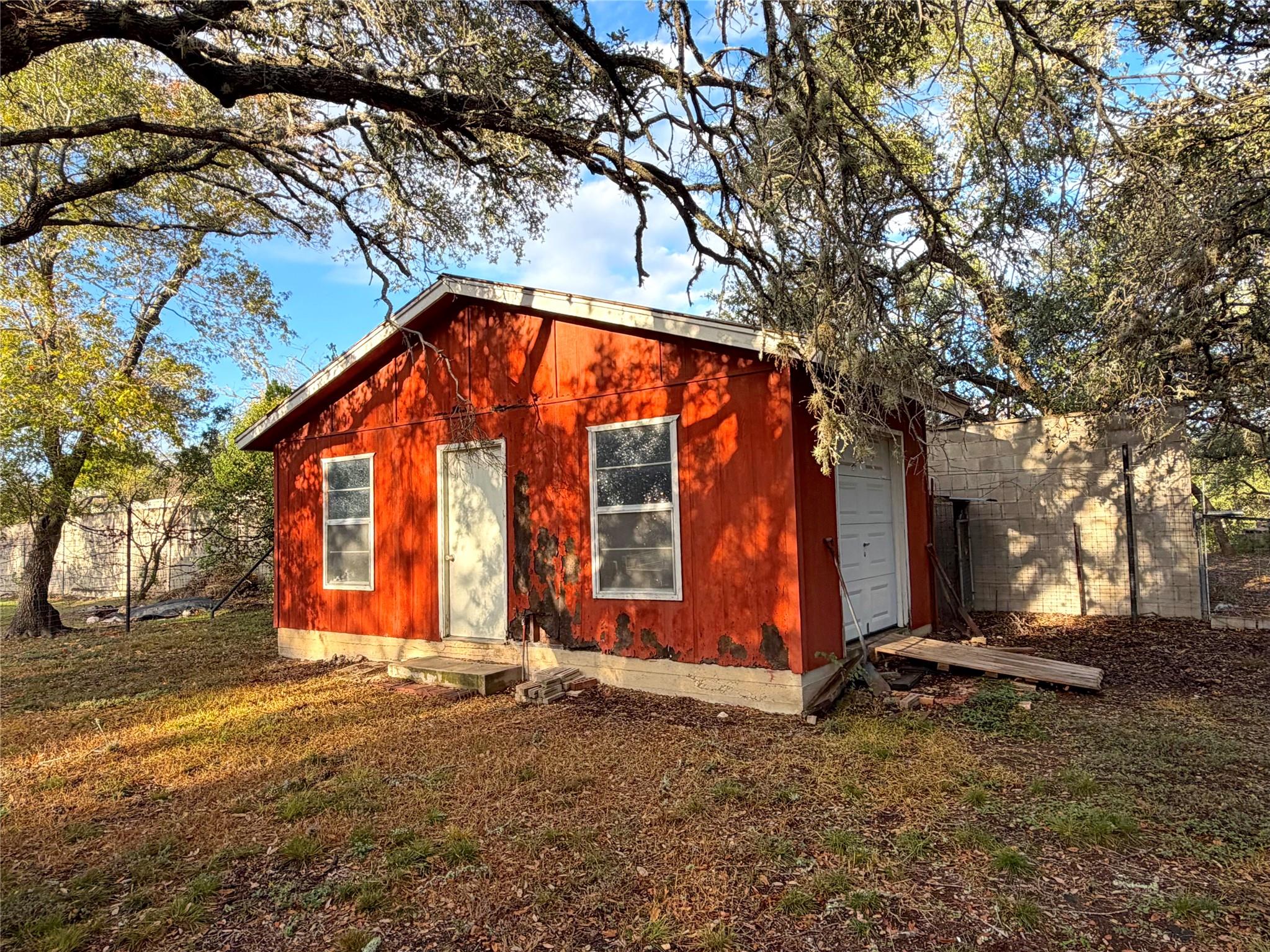 2741 Connie DR, Canyon Lake, TX 78133