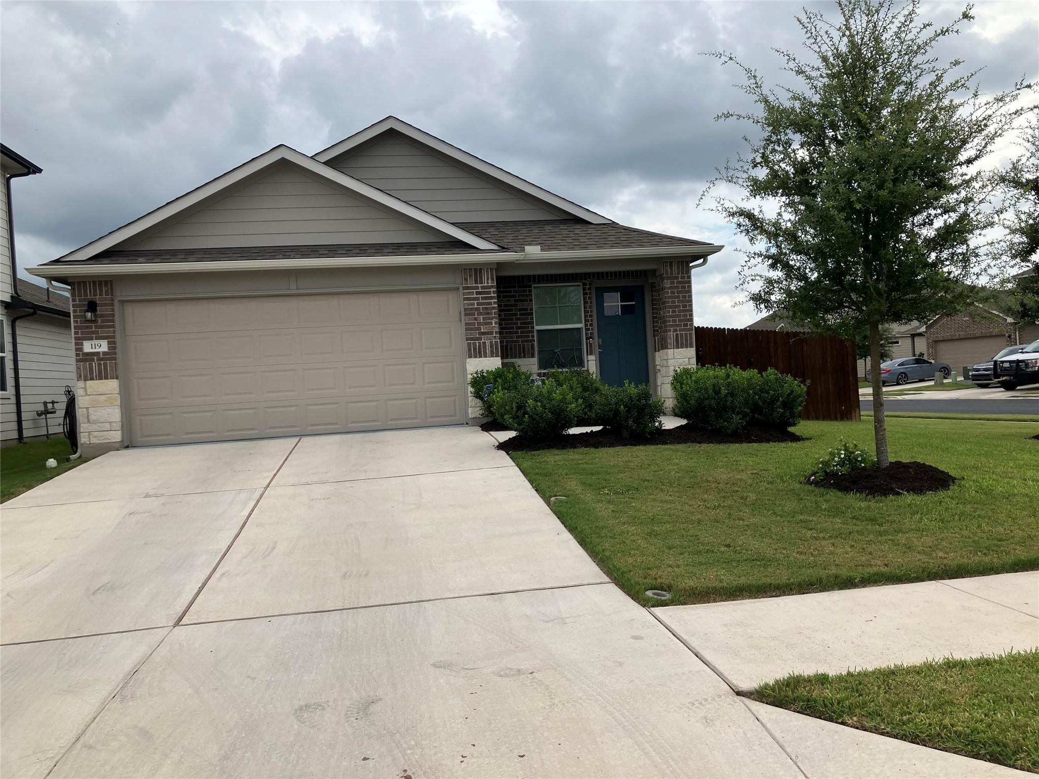 119 Mercer ST, Bastrop, TX 78602