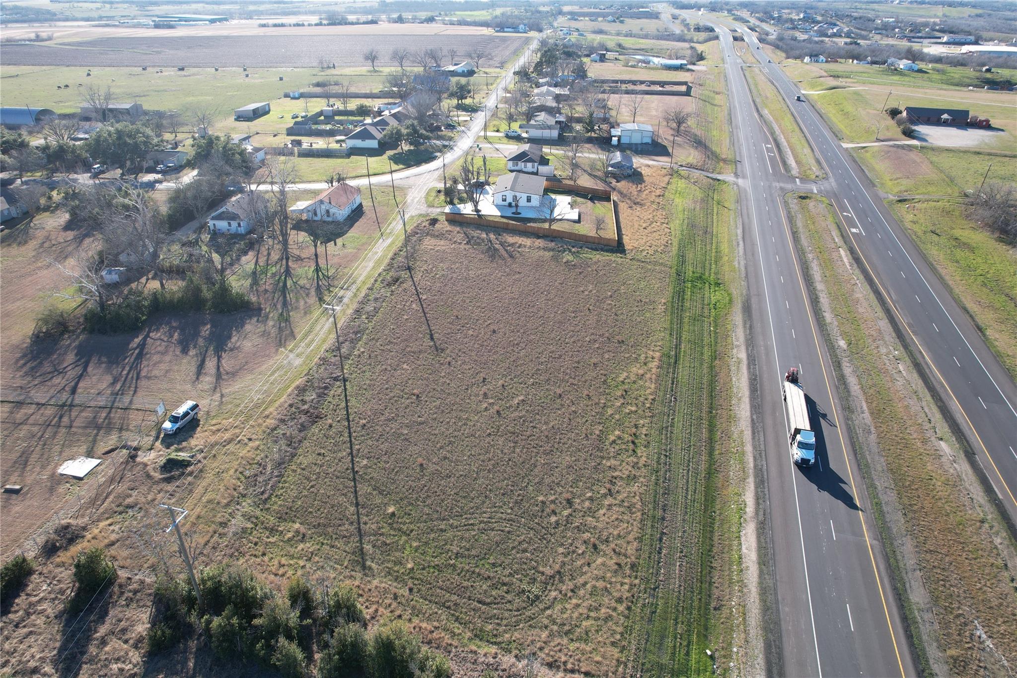 000 W Carlos G Parker Blvd, Taylor, TX 76574