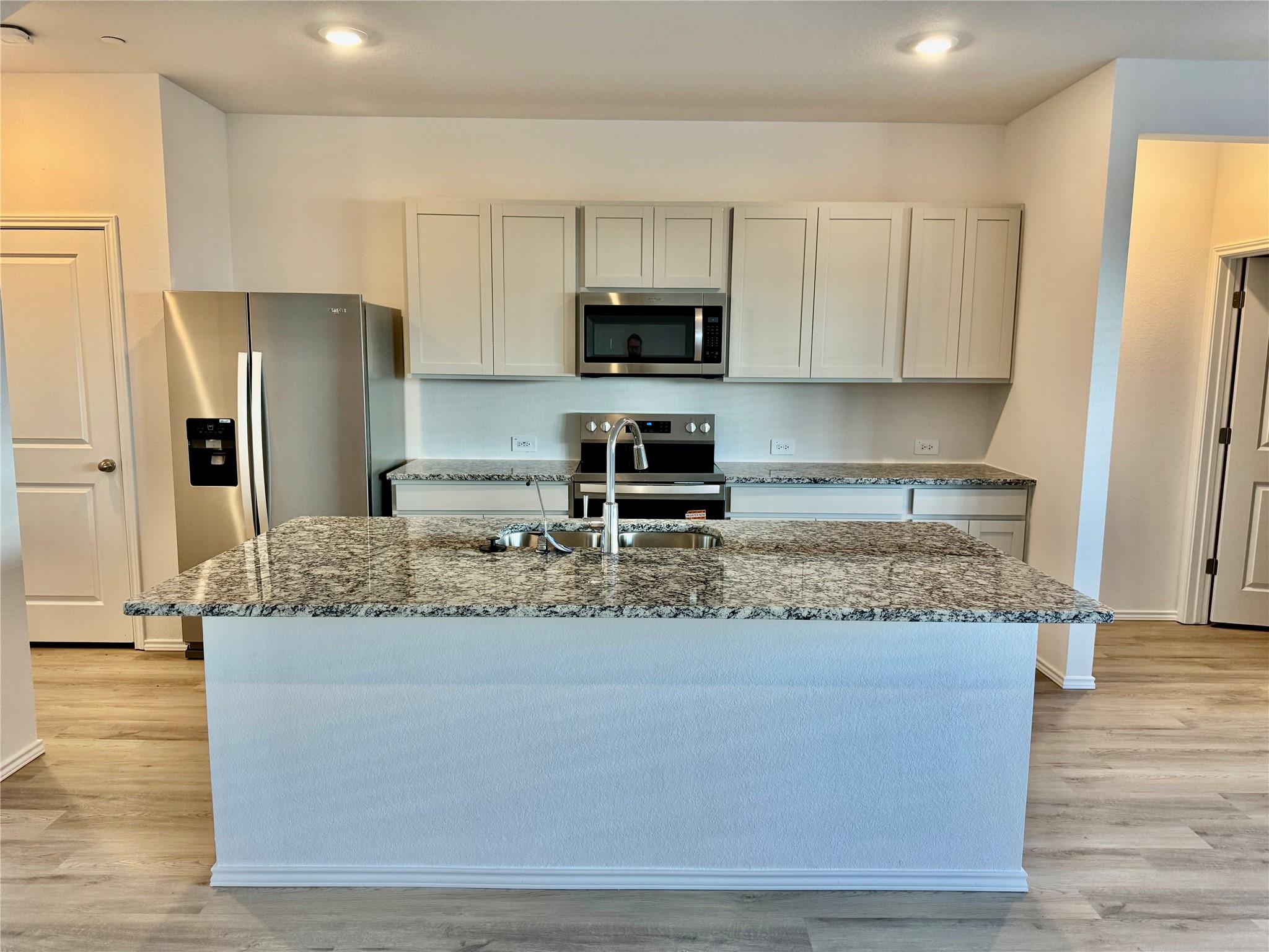 105 Calcite RD #4, Kyle, TX 78640