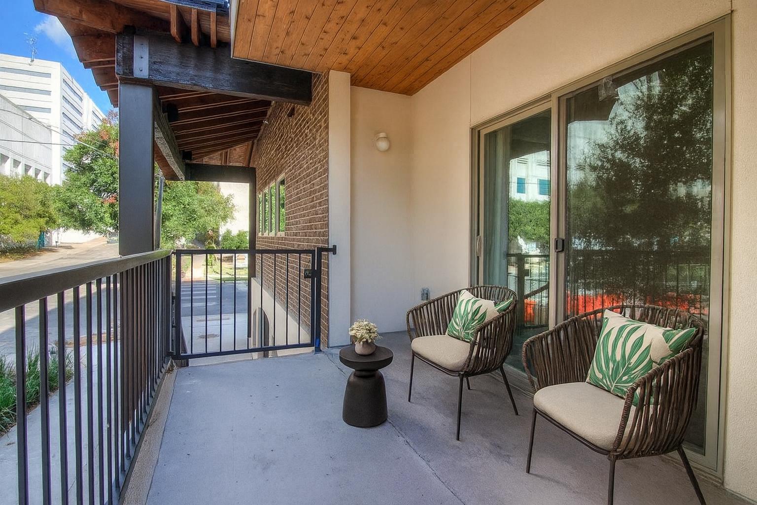 908 Nueces ST #18, Austin, TX 78701