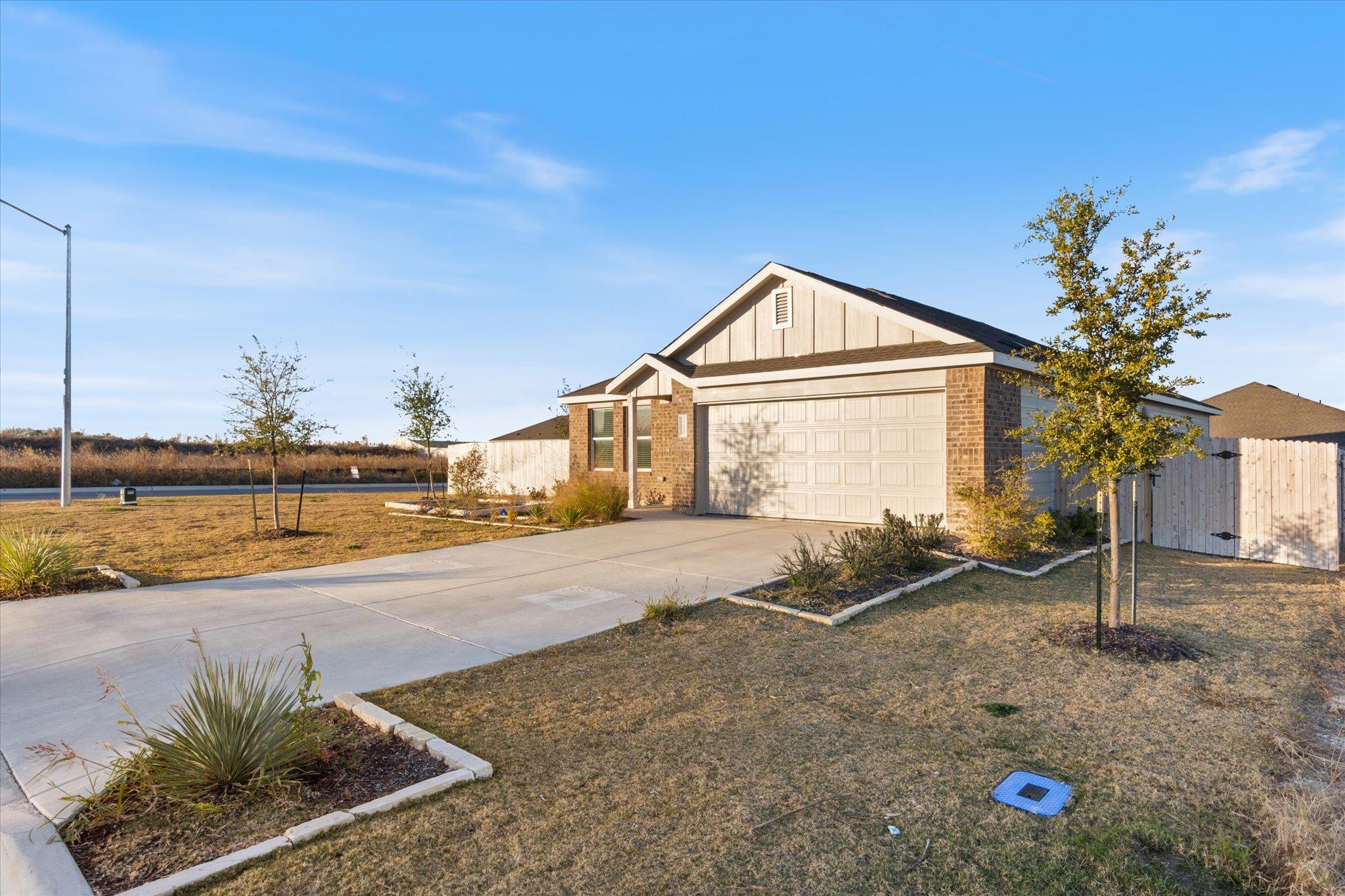 1200 Canyon Turn DR, Troy, TX 76579