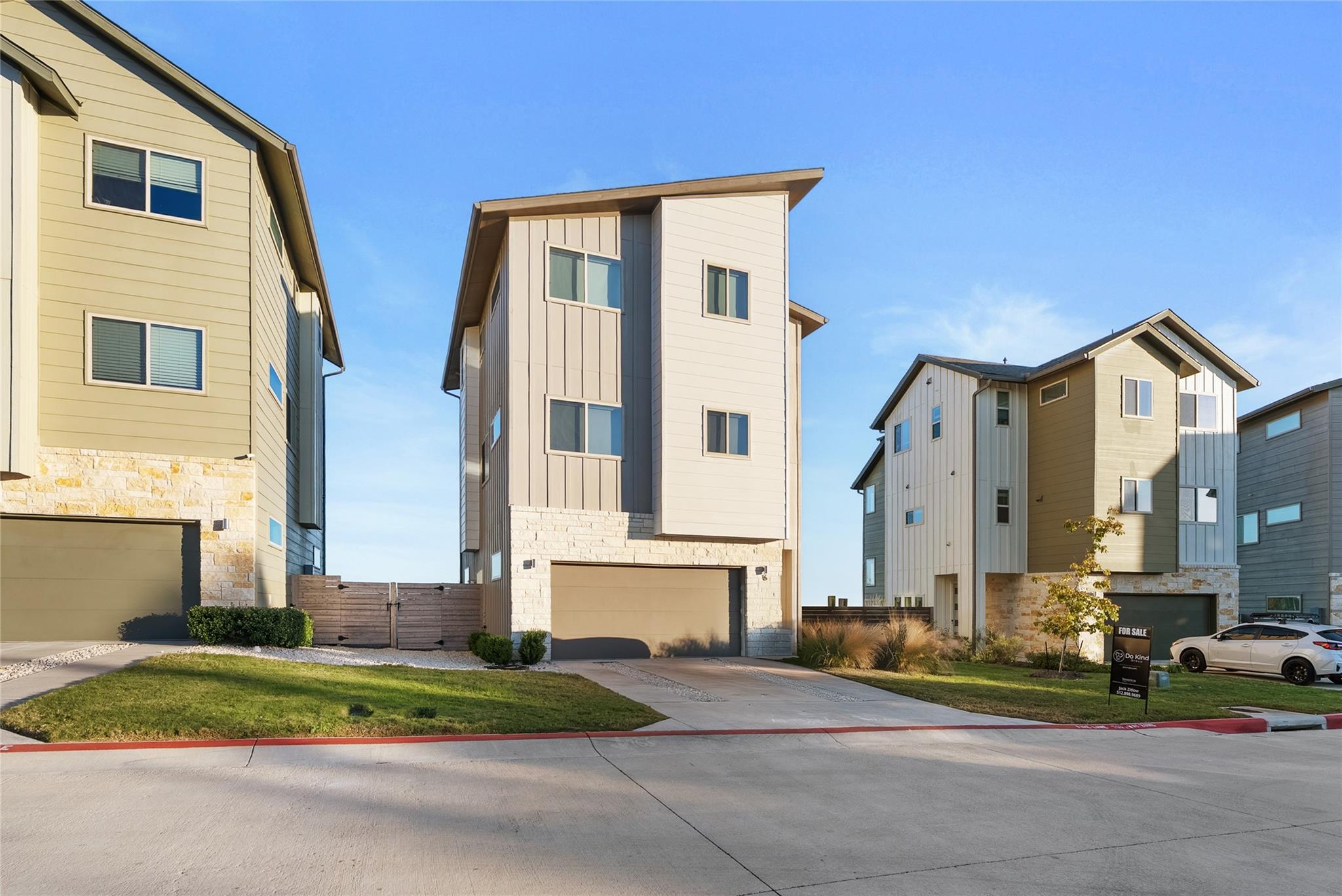 5315 La Crosse Ave #16, Austin, TX 78739