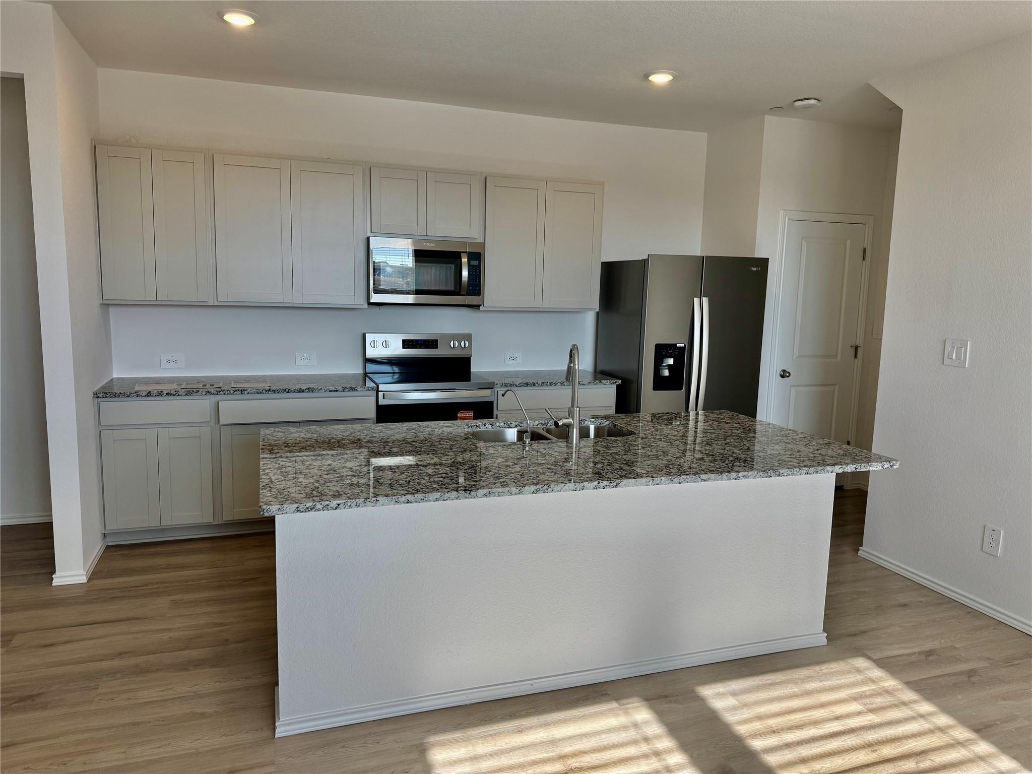 104 Calcite RD #5, Kyle, TX 78640