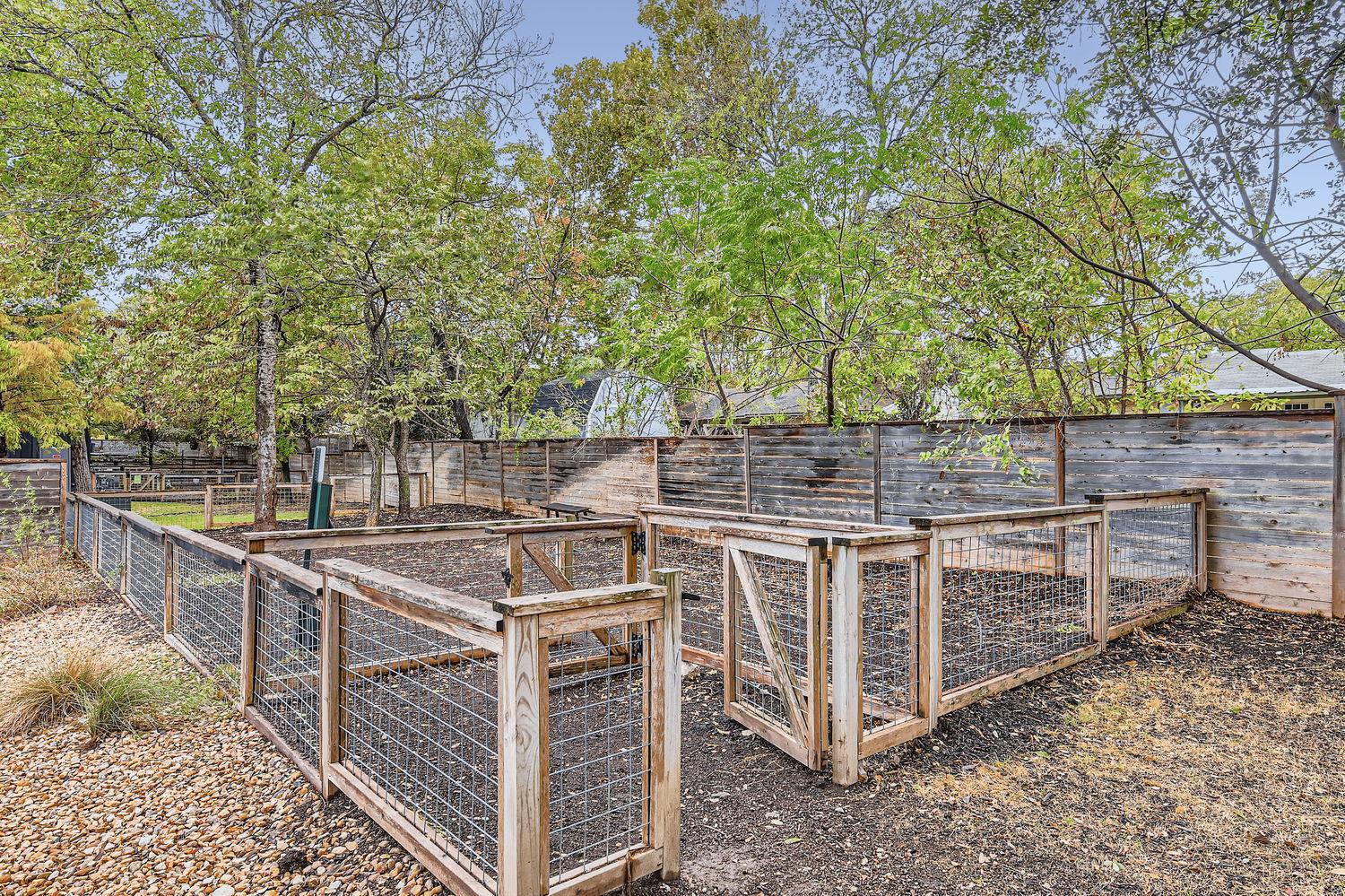 5924 S Congress Ave #11S, Austin, TX 78745