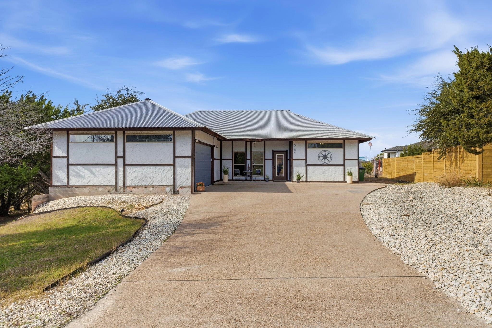 5704 Roundup Way, Lago Vista, TX 78645