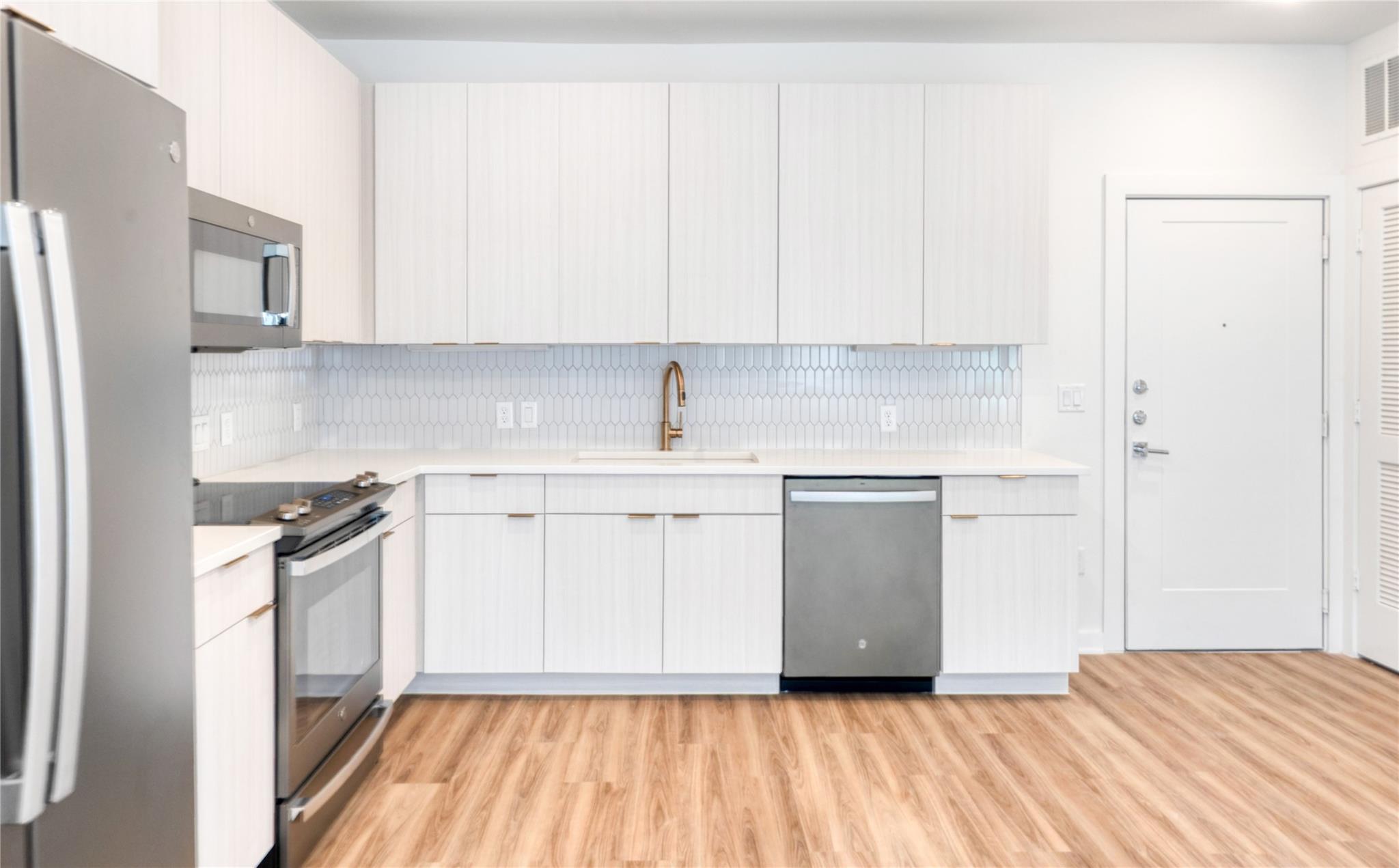 4802 S Congress Ave #217, Austin, TX 78745