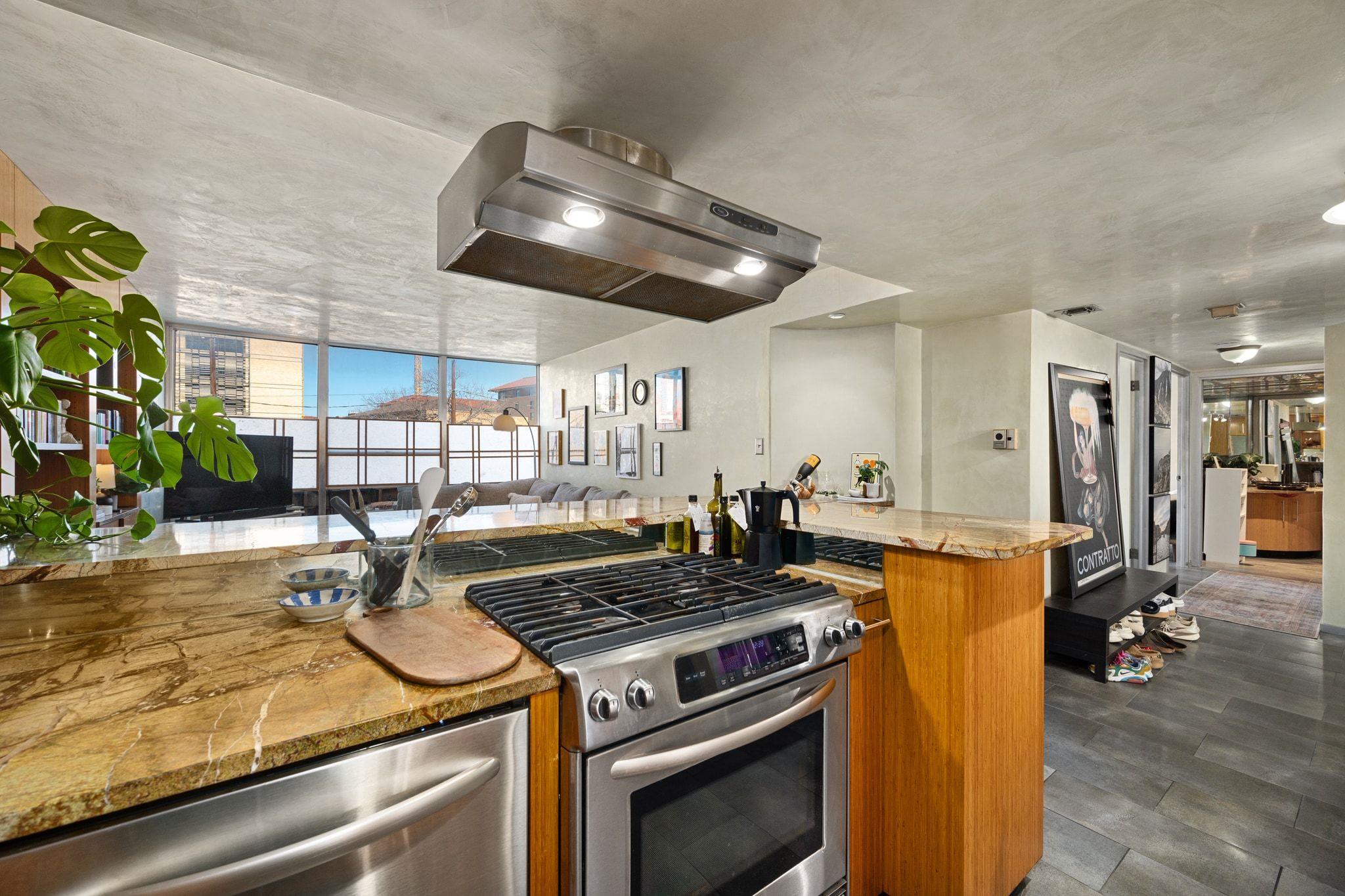 1800 Lavaca ST #A-208, Austin, TX 78701