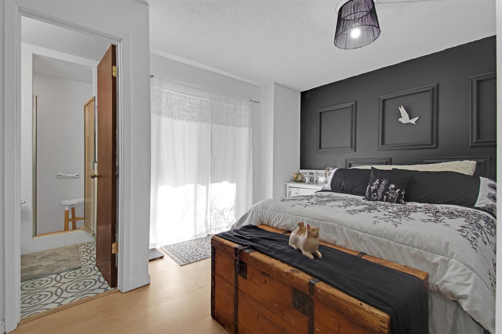 1705 Crossing PL #A109, Austin, TX 78741