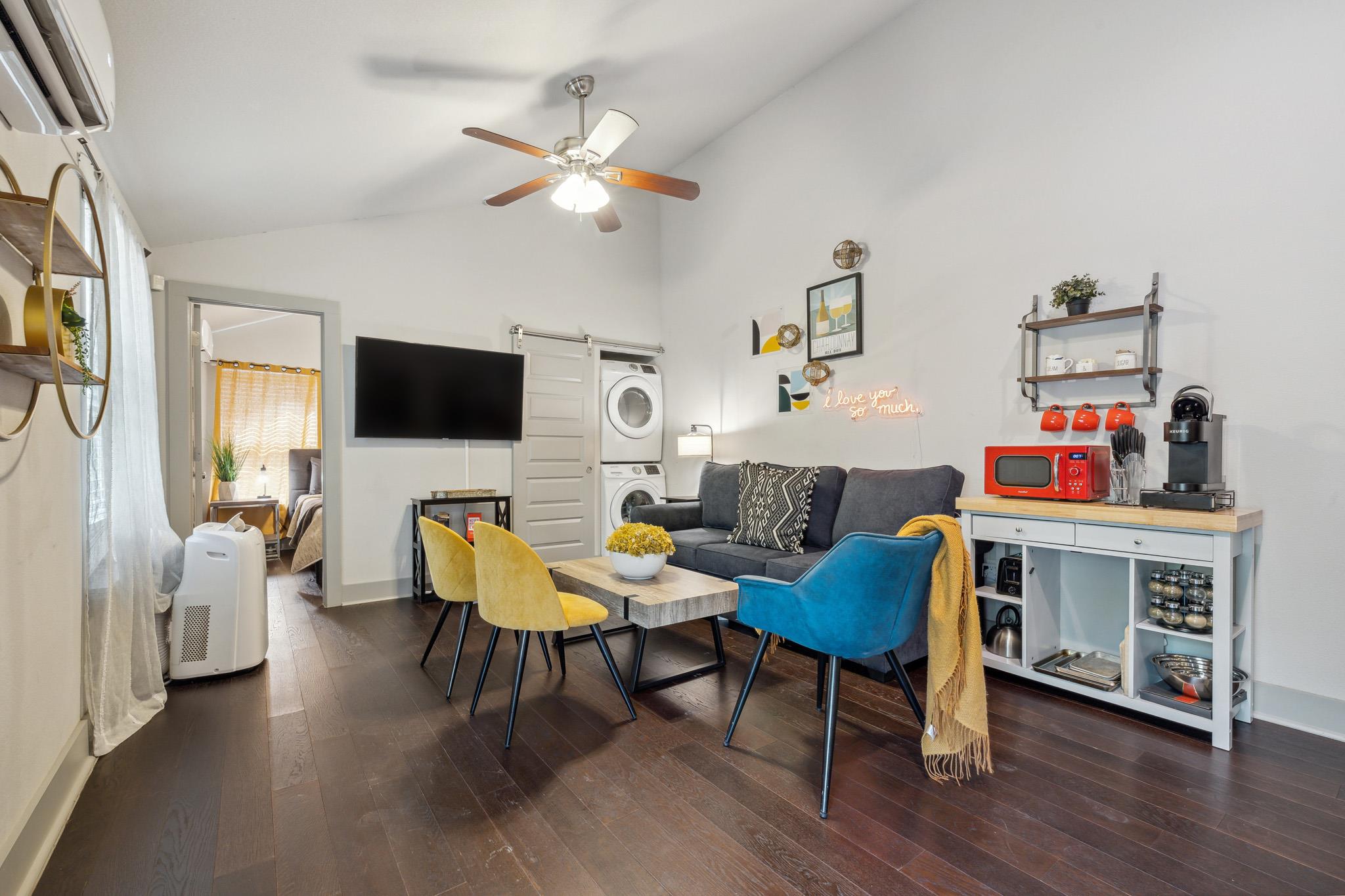 1139 12 Poquito ST #3, Austin, TX 78702