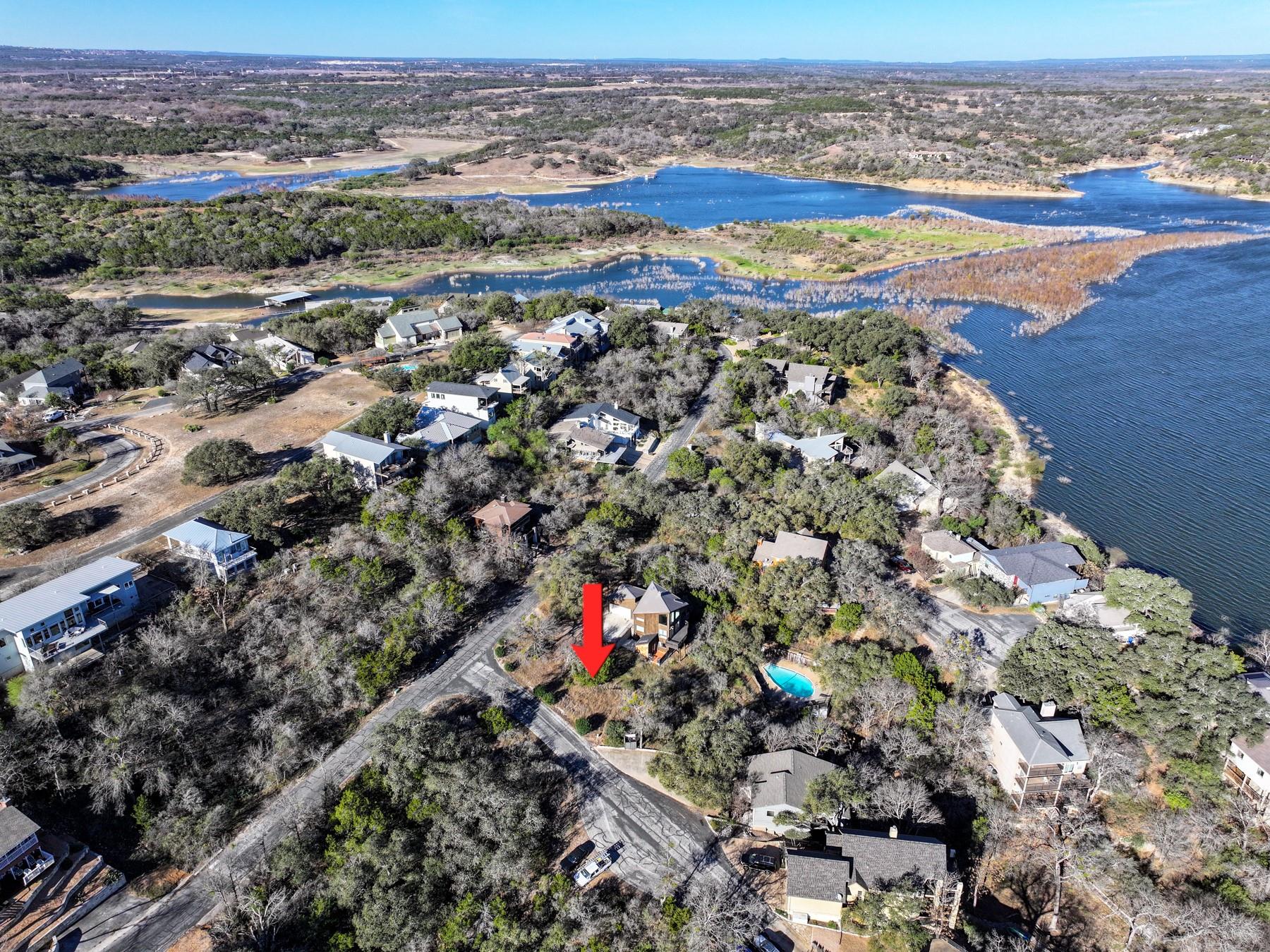 102 Coventry Coventry RD, Spicewood, TX 78669