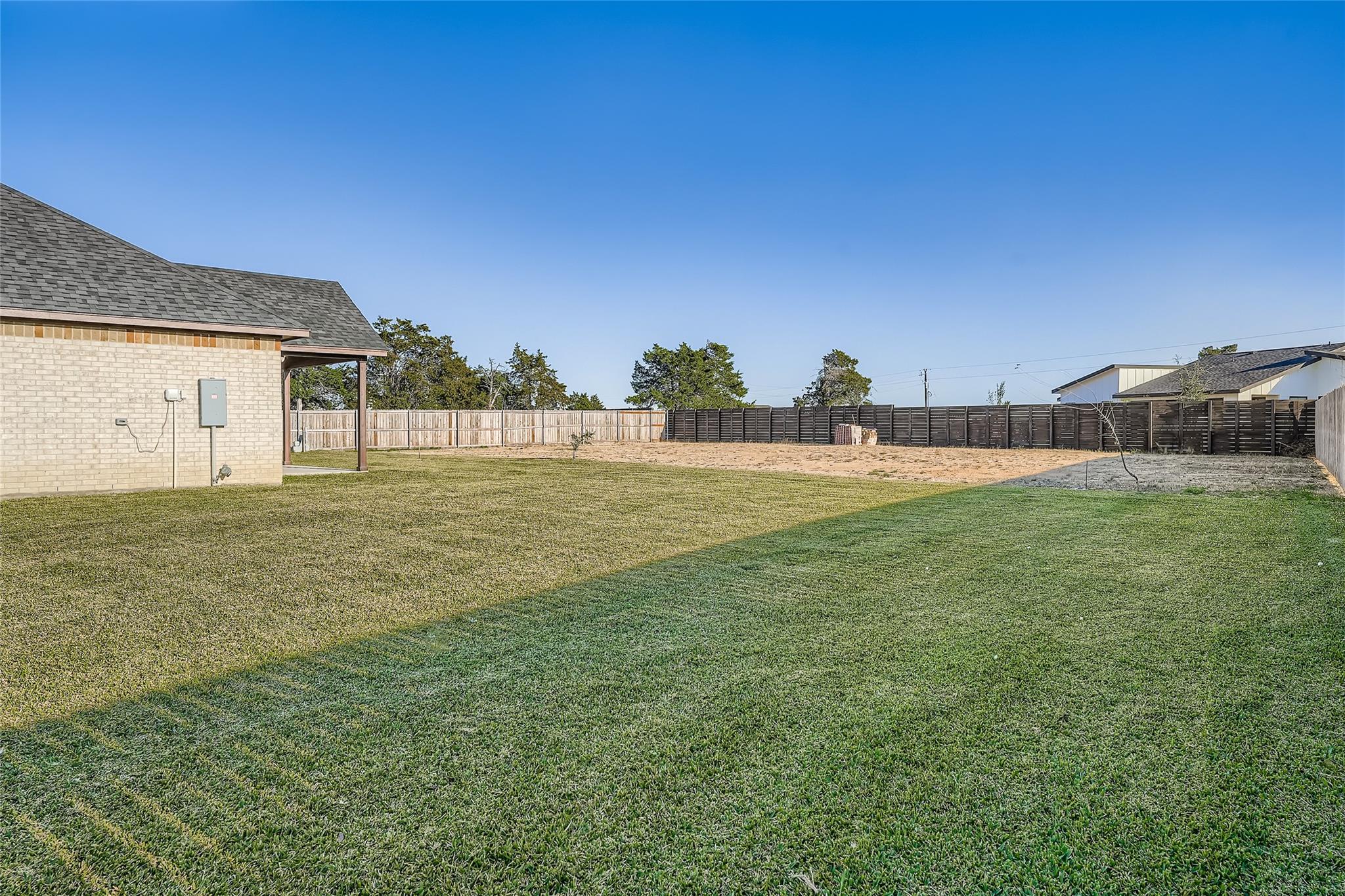 222 Arosa DR, Elgin, TX 78621