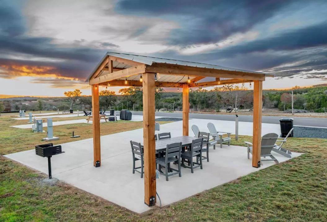 5386 Ranch Road 1376 RD #159, Fredericksburg, TX 78624