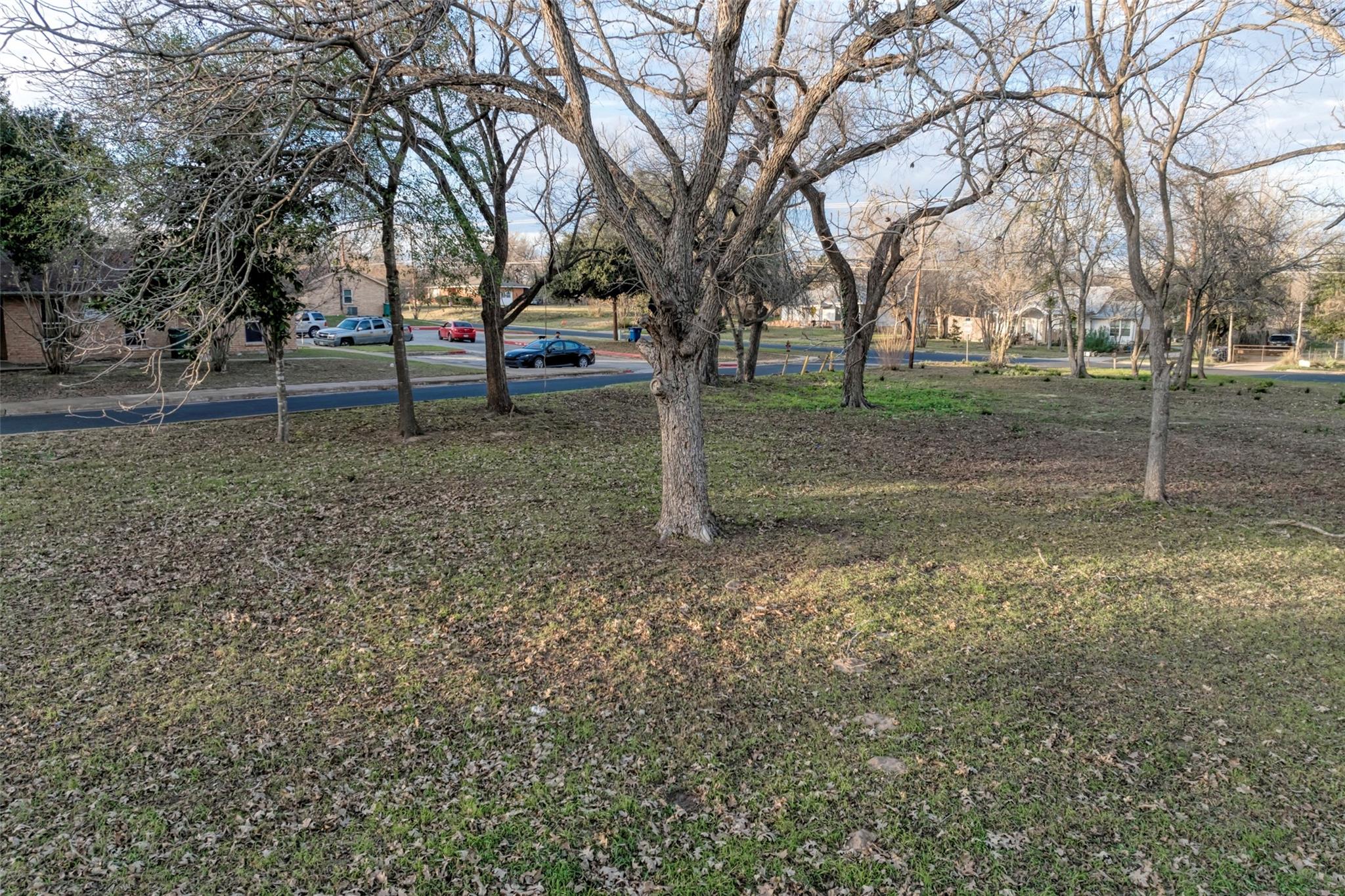 Lot 2 E Alamo ST, Elgin, TX 78621