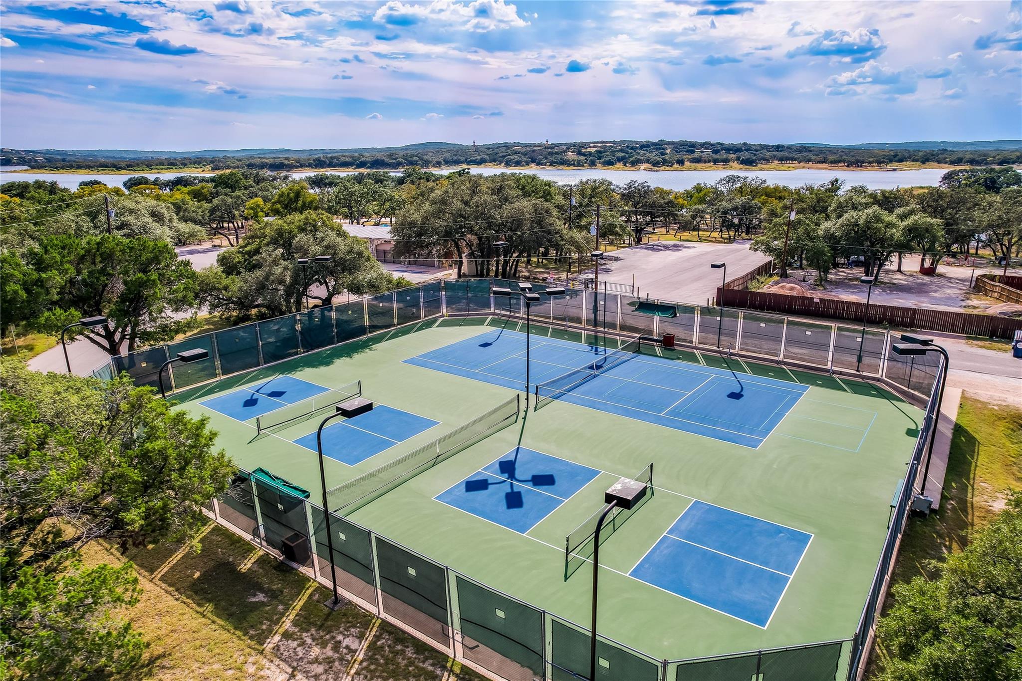 8010 Flintlock CIR, Lago Vista, TX 78645