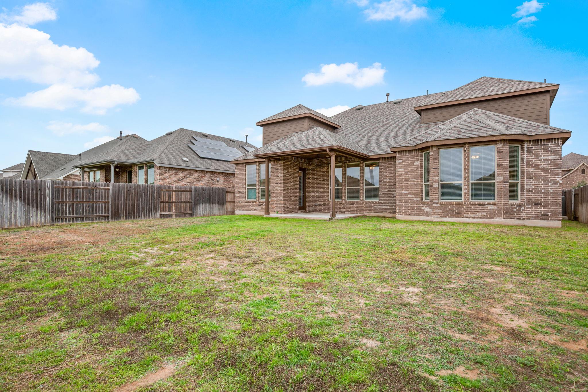 841 Spinnaker Loop, Kyle, TX 78640