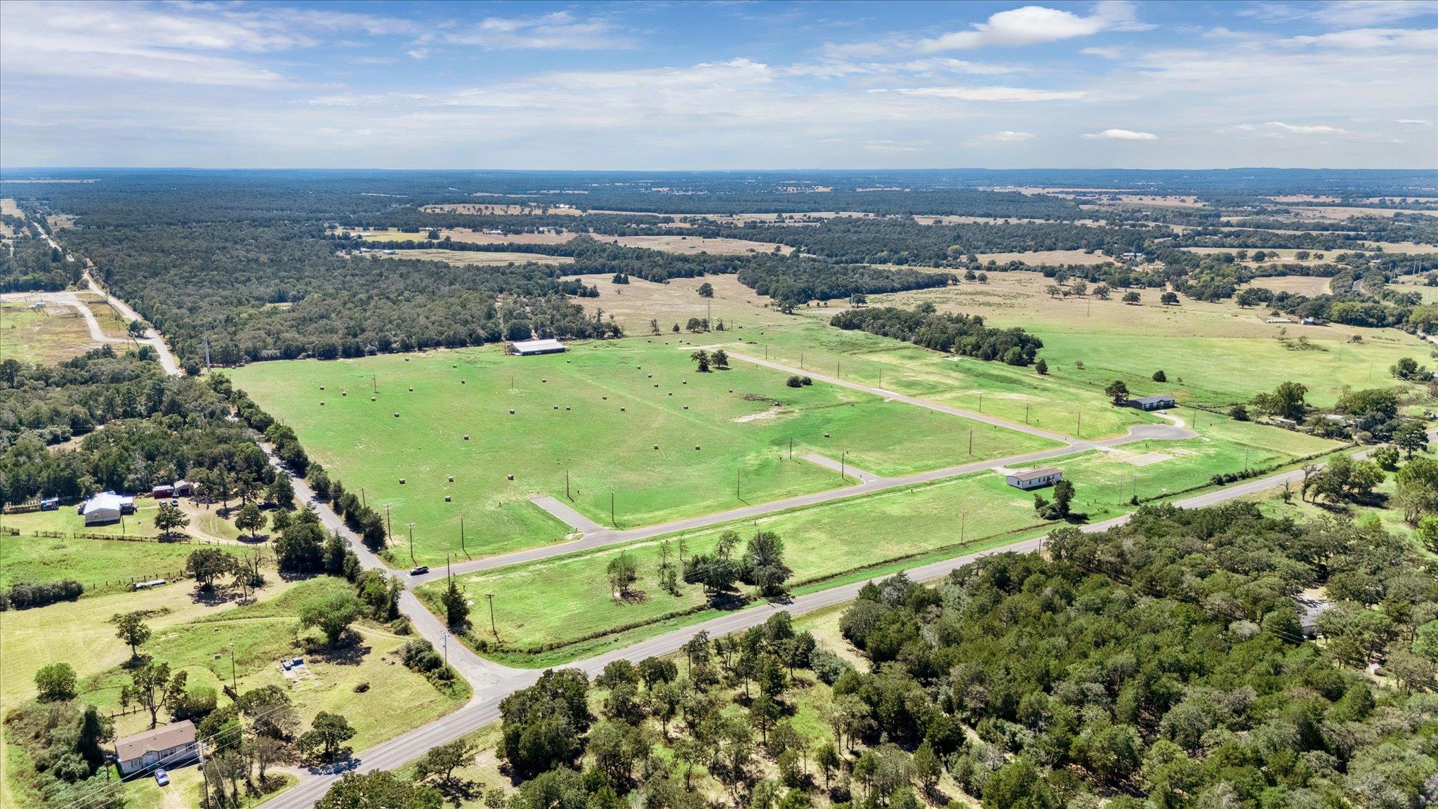 137 Waterbuck Way, Rosanky, TX 78953