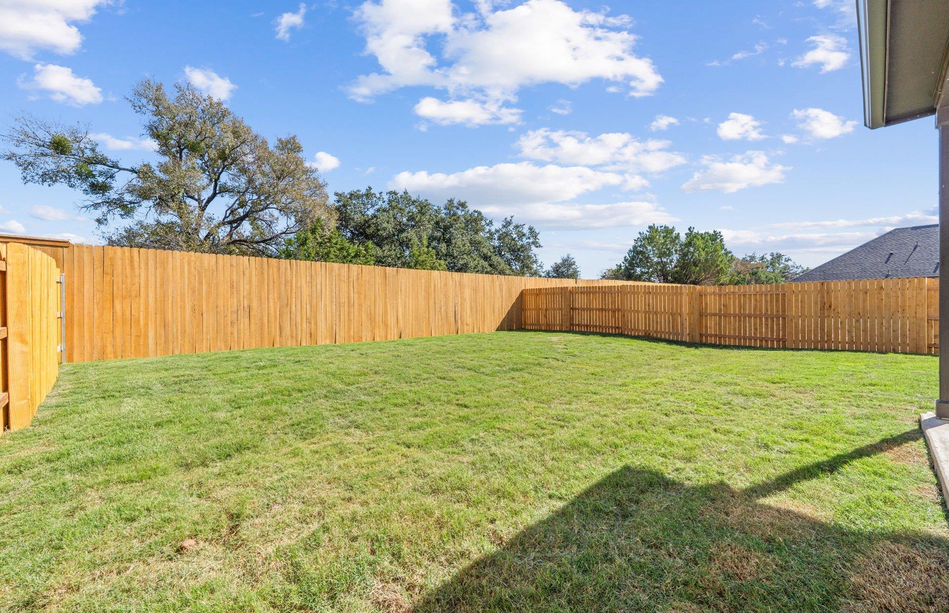125 Adlai Ave, Georgetown, TX 78633