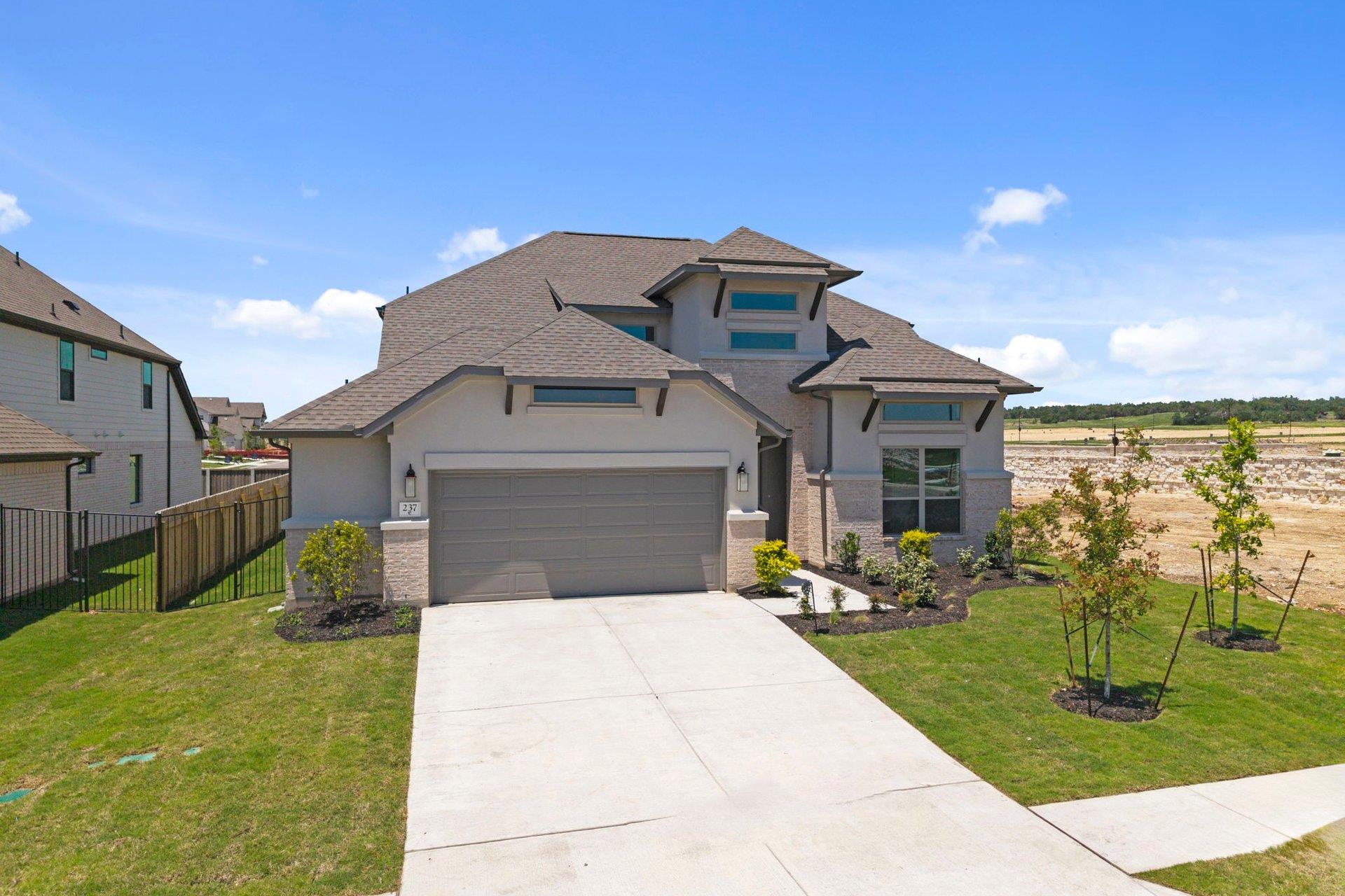 237 Pacific Grove CIR, Liberty Hill, TX 78642