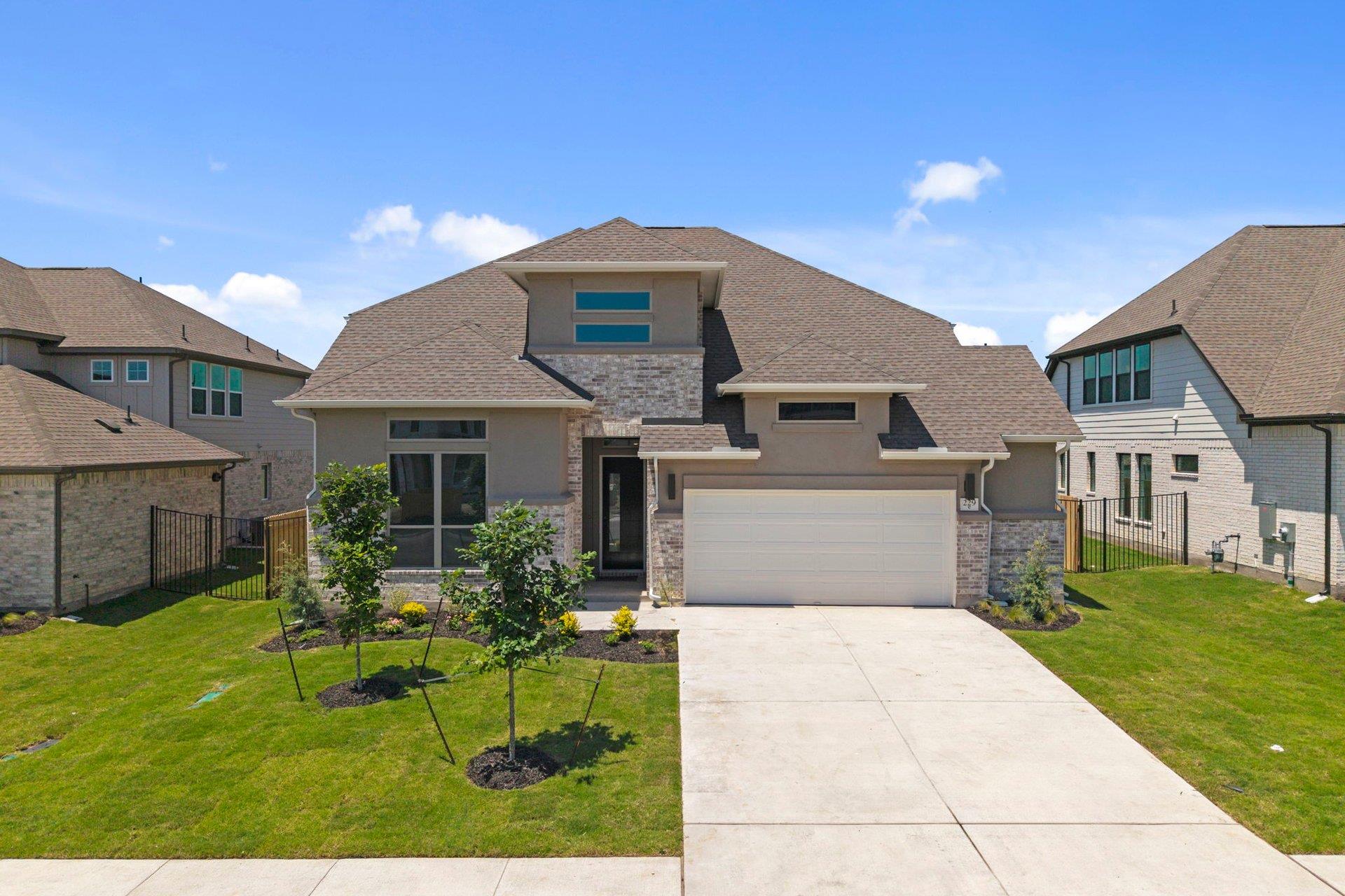 229 Pacific Grove CIR, Liberty Hill, TX 78642