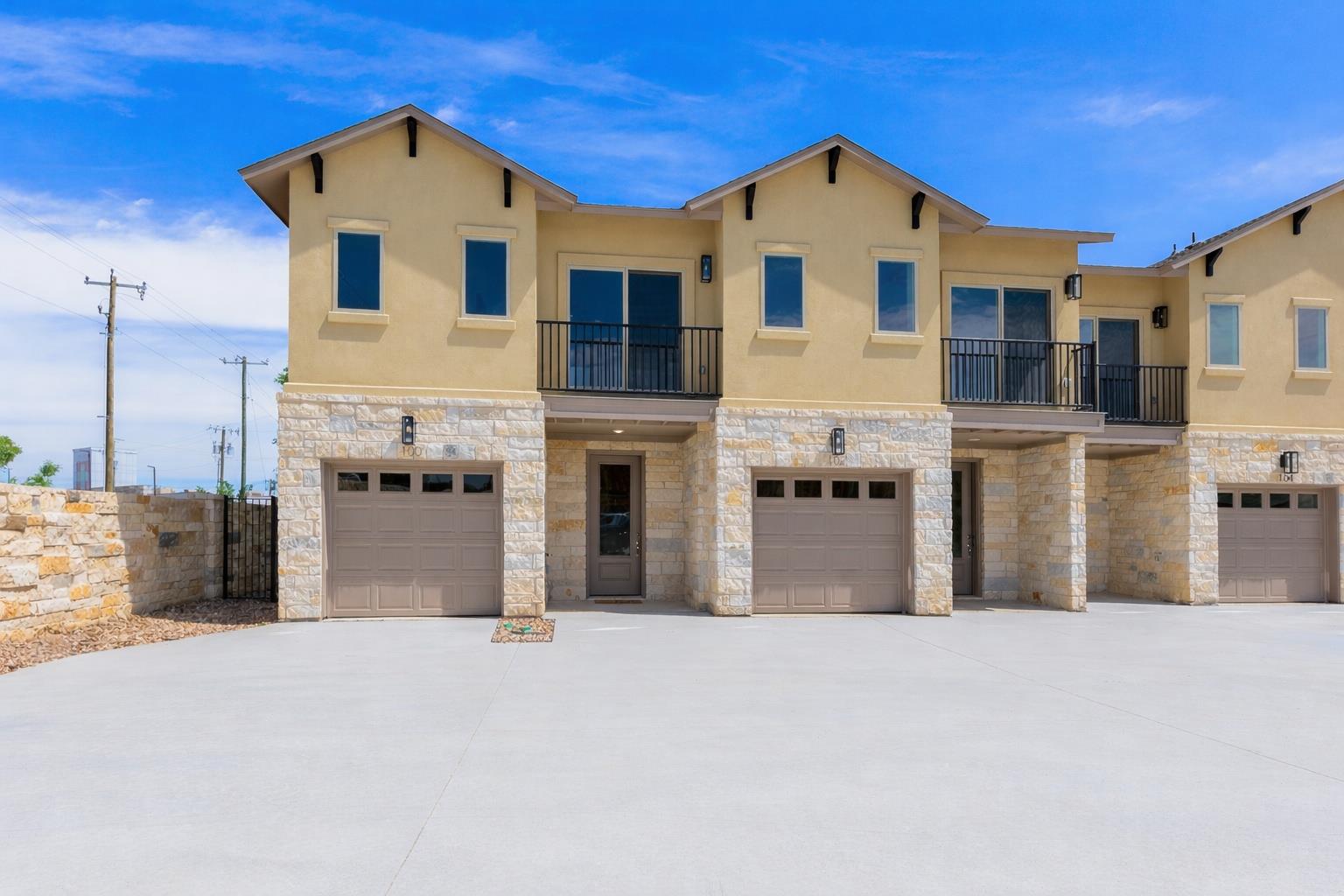 104 Tesla CIR, Round Rock, TX 78681