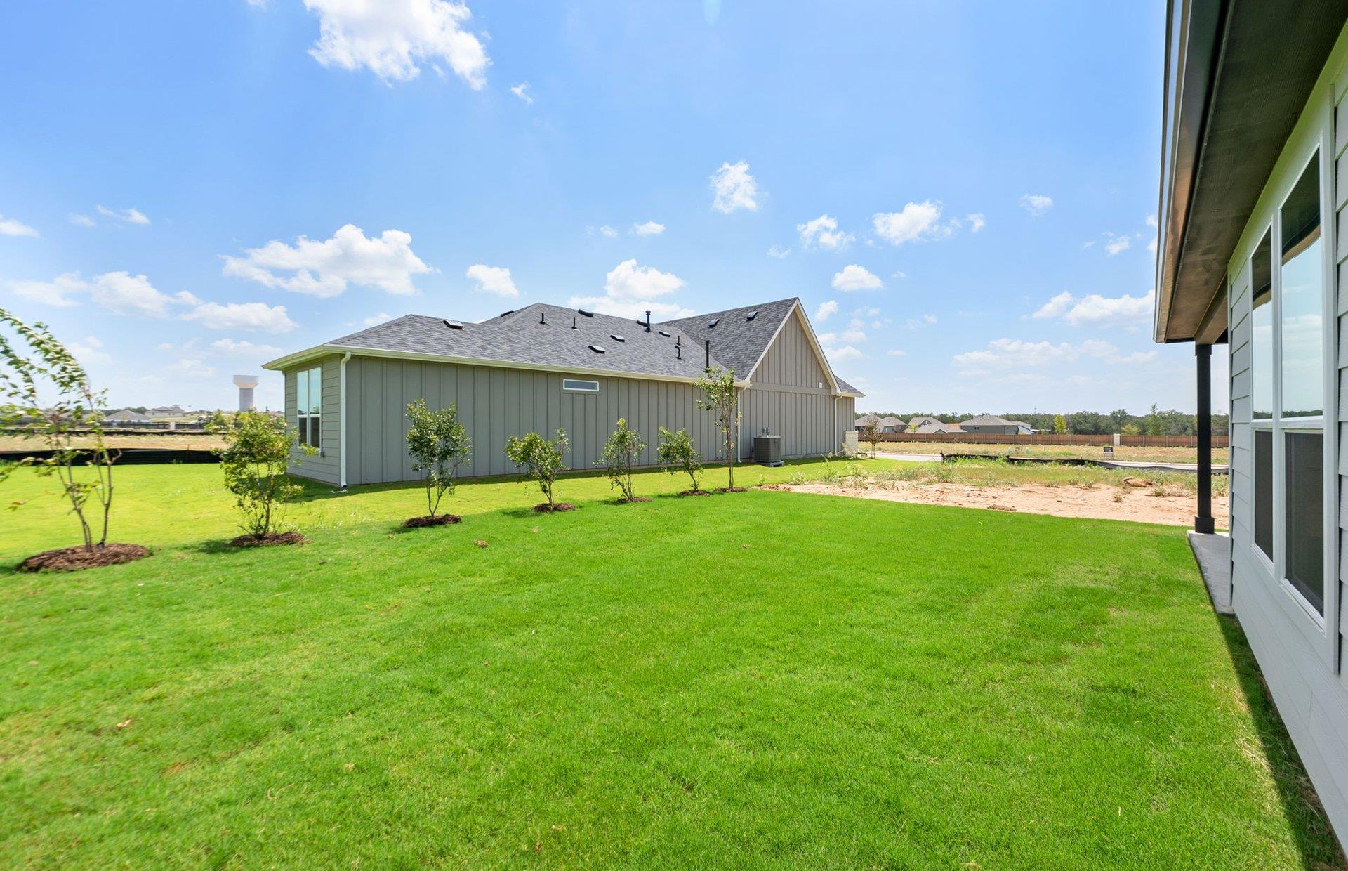 190 Frontera DR, Bastrop, TX 78602