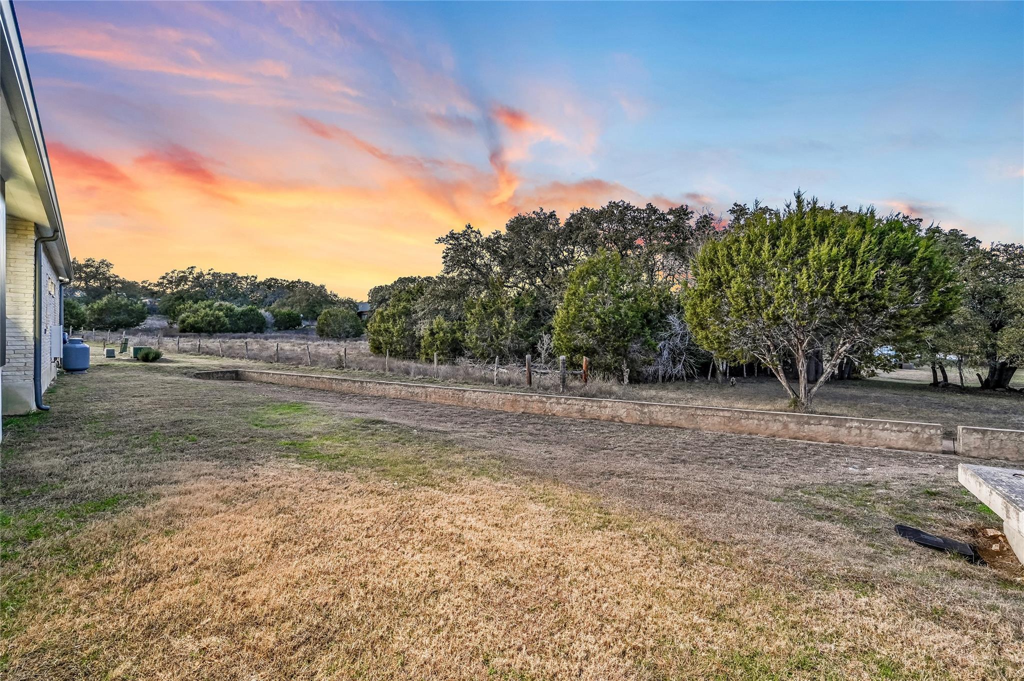 321 Tulley CT, Wimberley, TX 78676